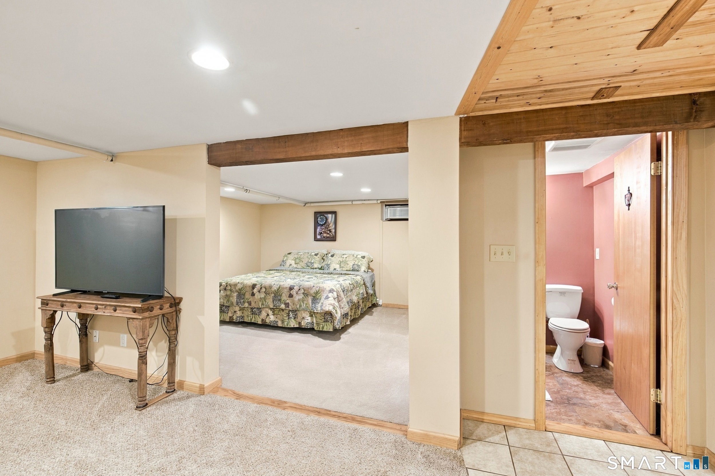 64 Davenport Road photo 10