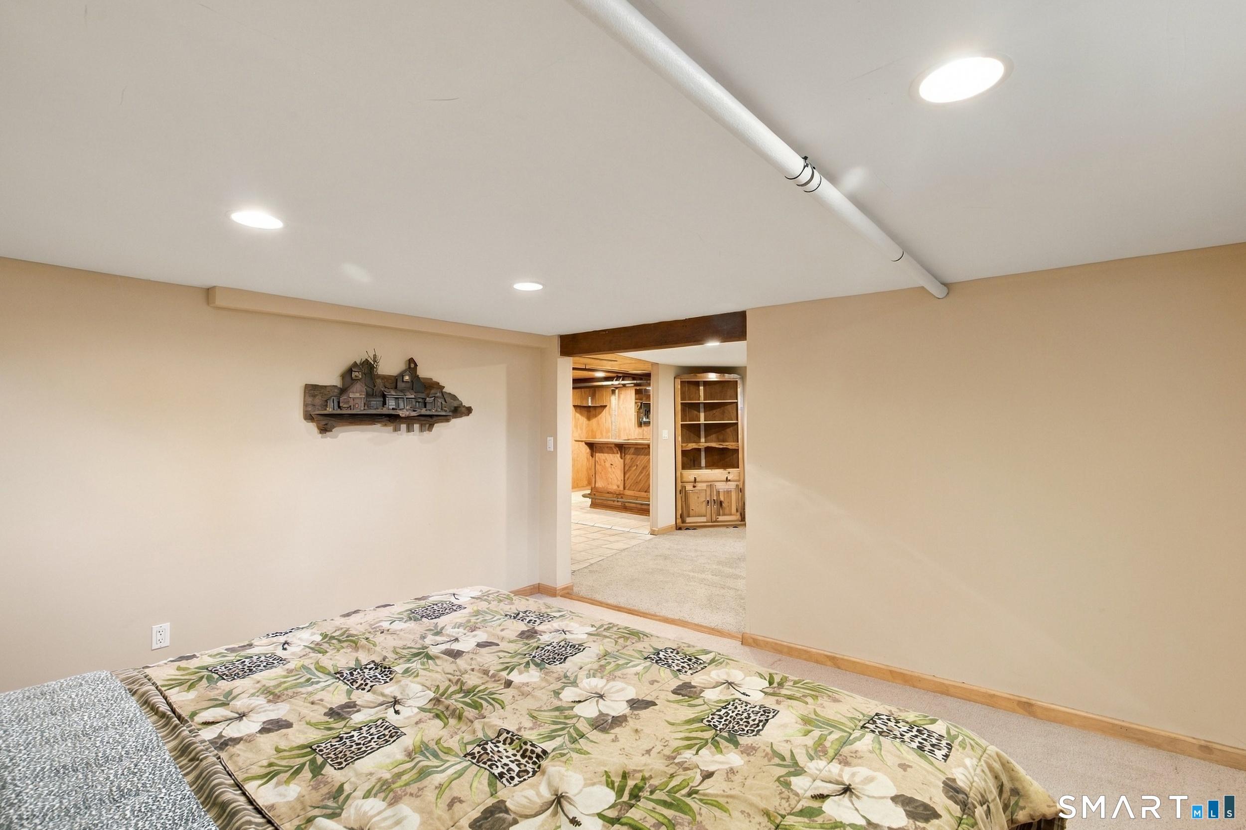 64 Davenport Road photo 13