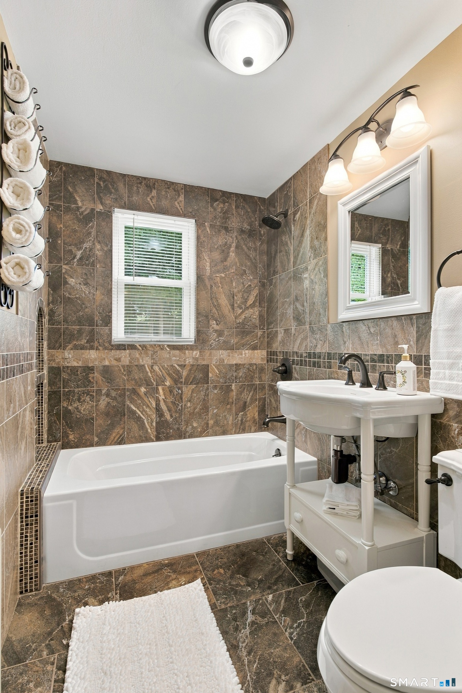 64 Davenport Road photo 22