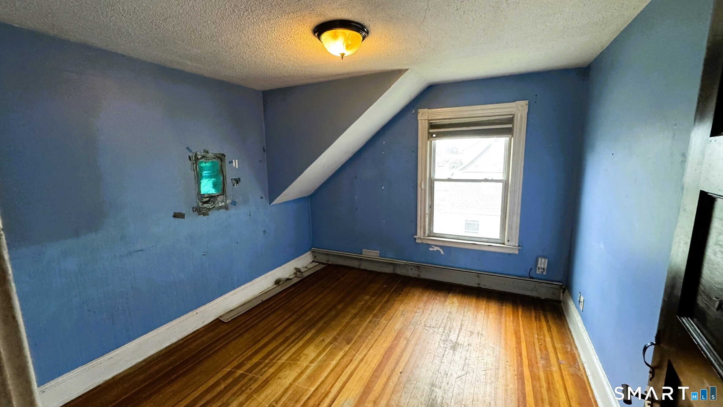 129 Newington Road photo 28