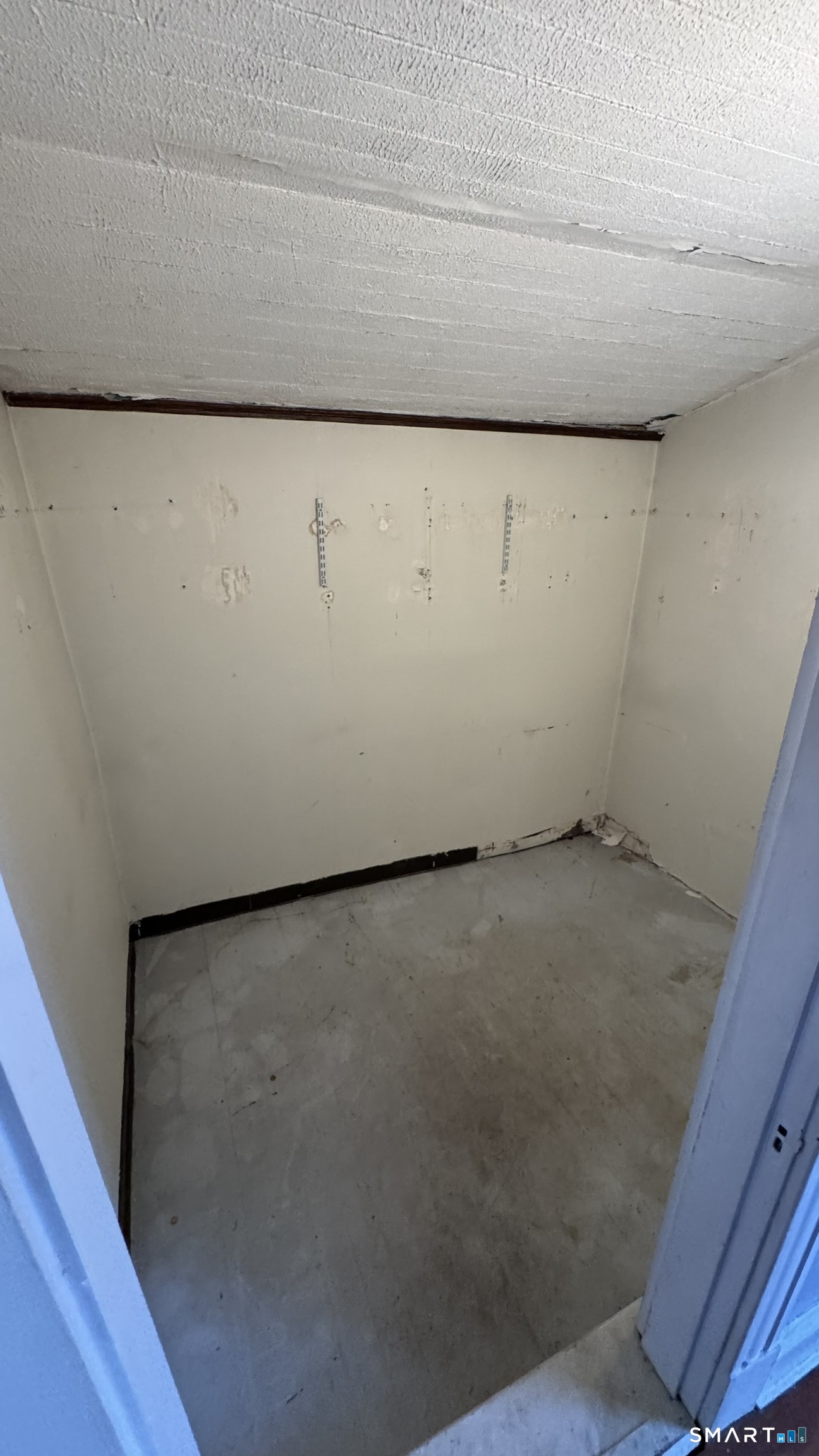 129 Newington Road photo 36