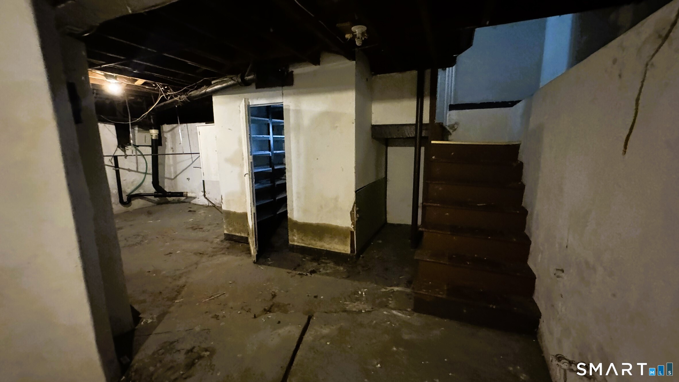 129 Newington Road photo 37