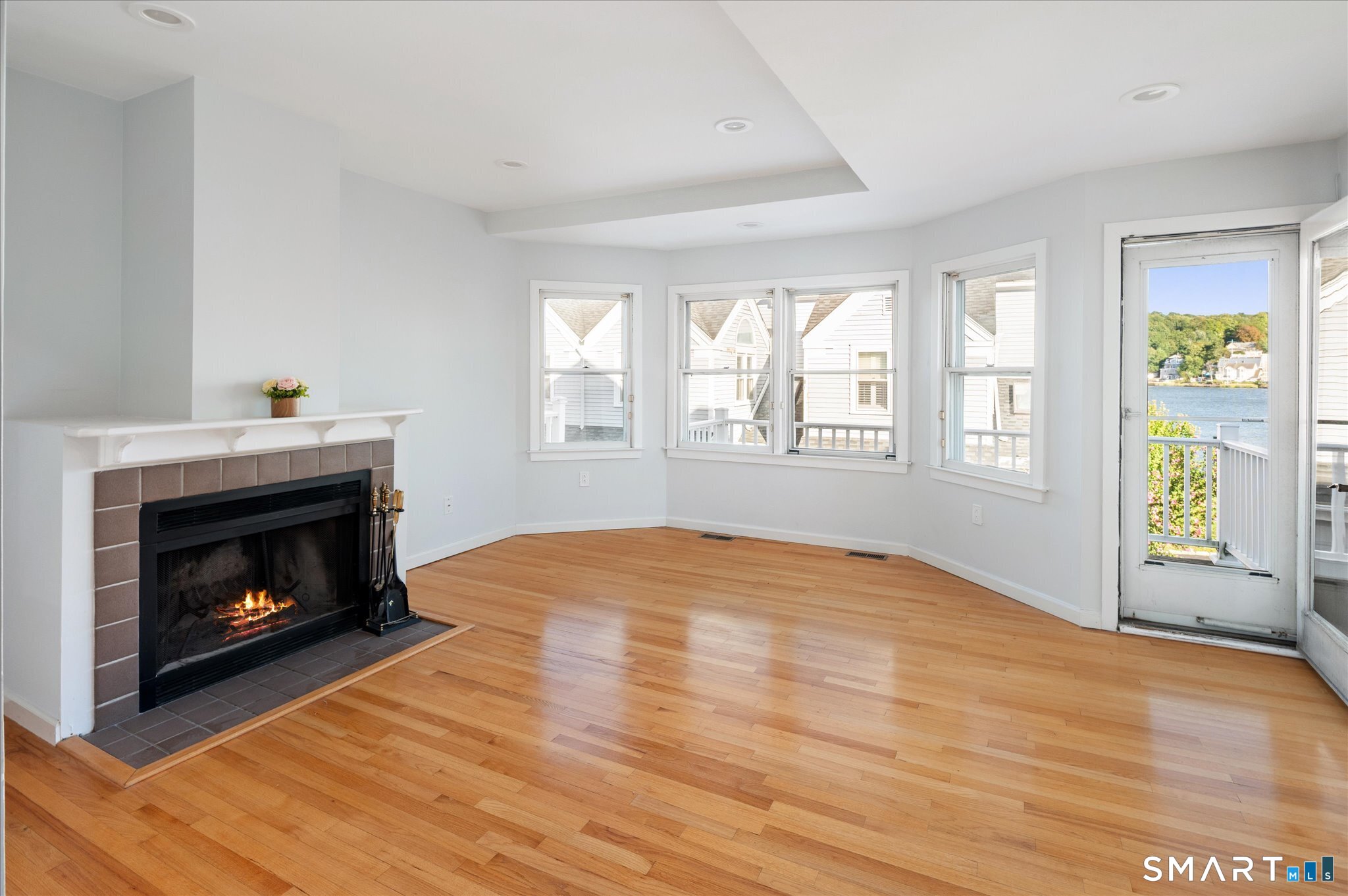 239 Front Street Unit #B photo 32
