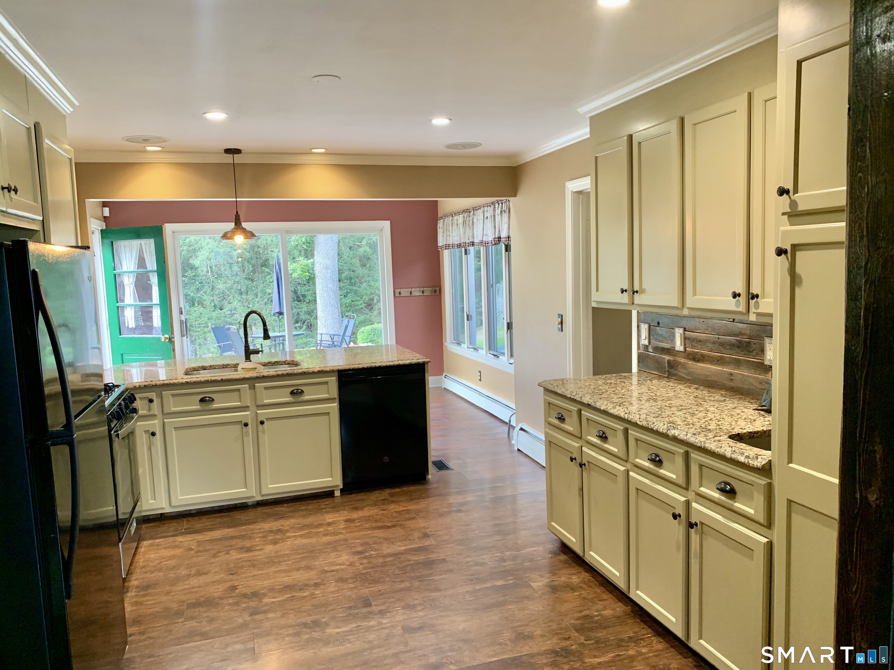 50 Lynwood Drive photo 15