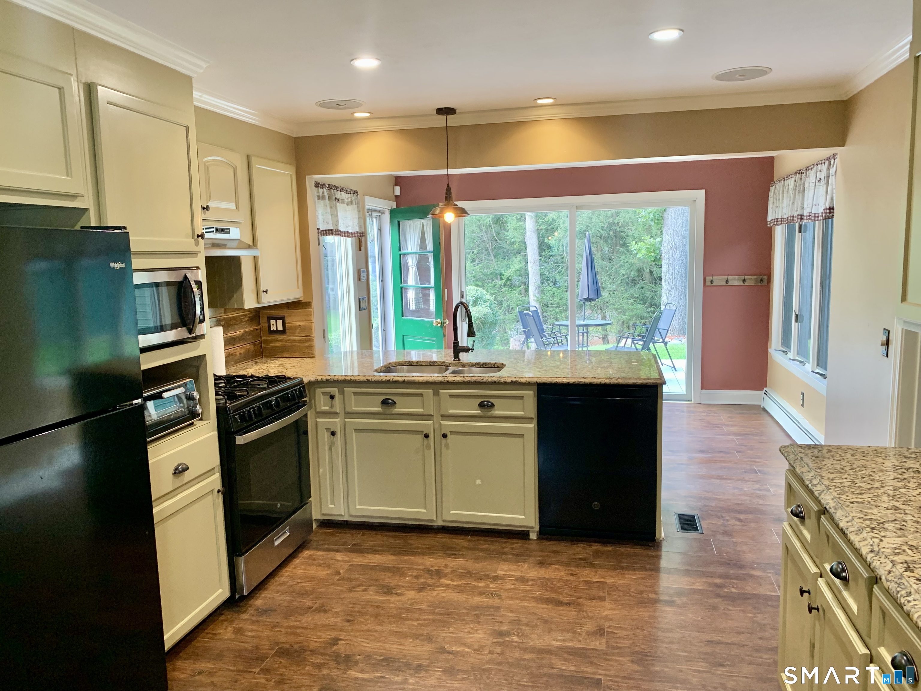 50 Lynwood Drive photo 16
