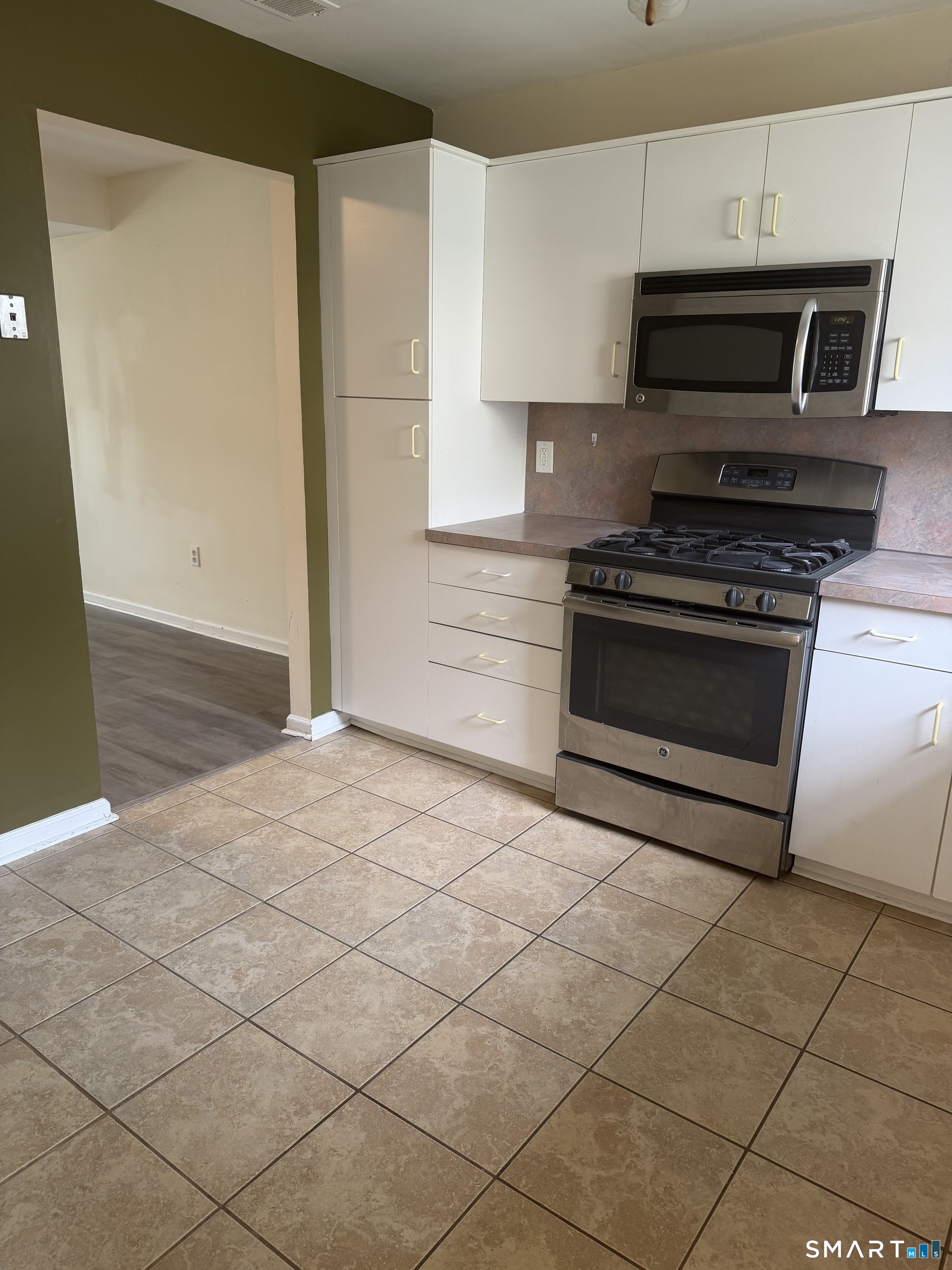 93 Park Avenue Unit #403 photo 6
