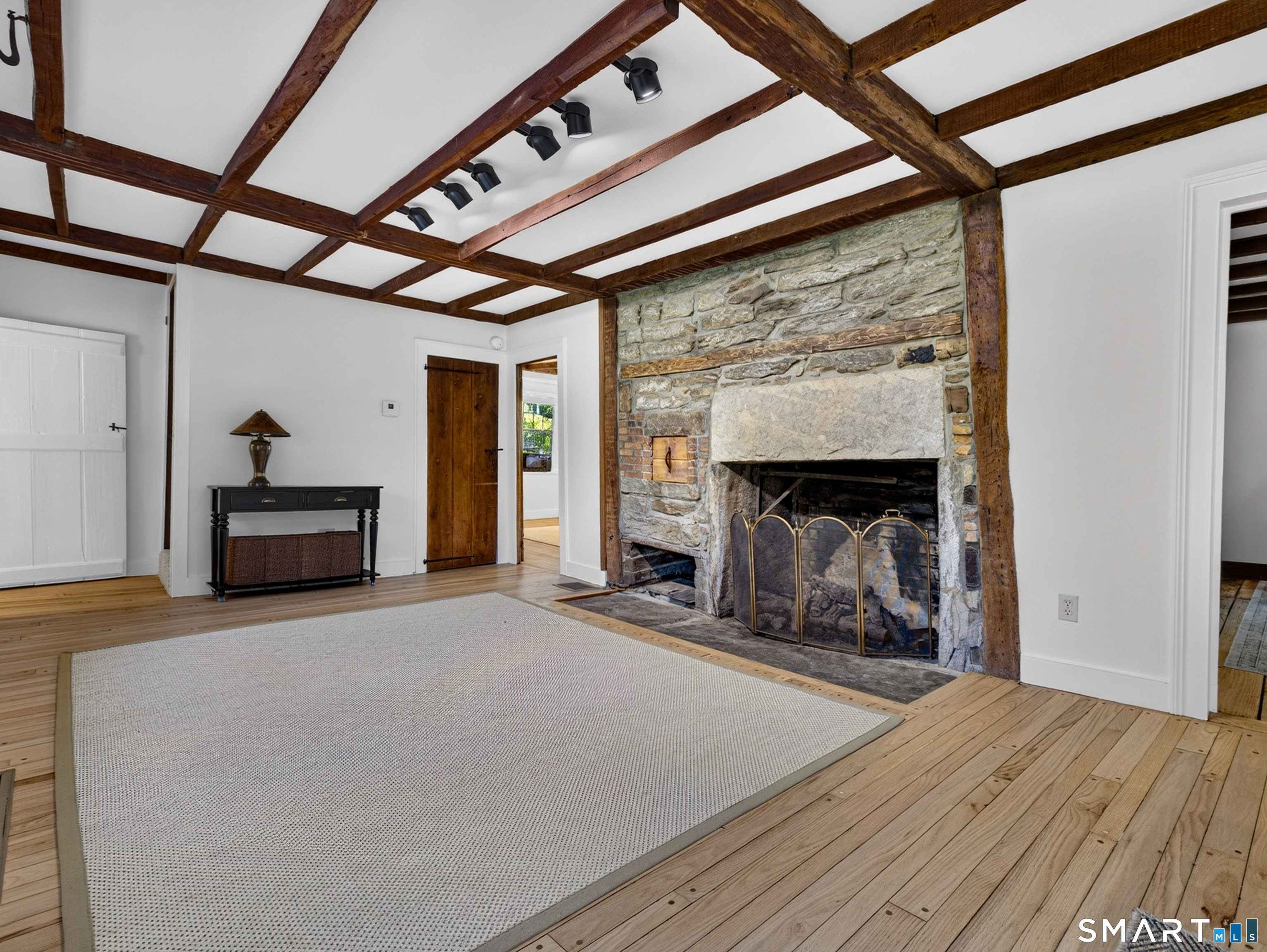 79 Chestnut Hill Road photo 11