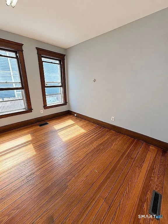 810 North Avenue photo 14