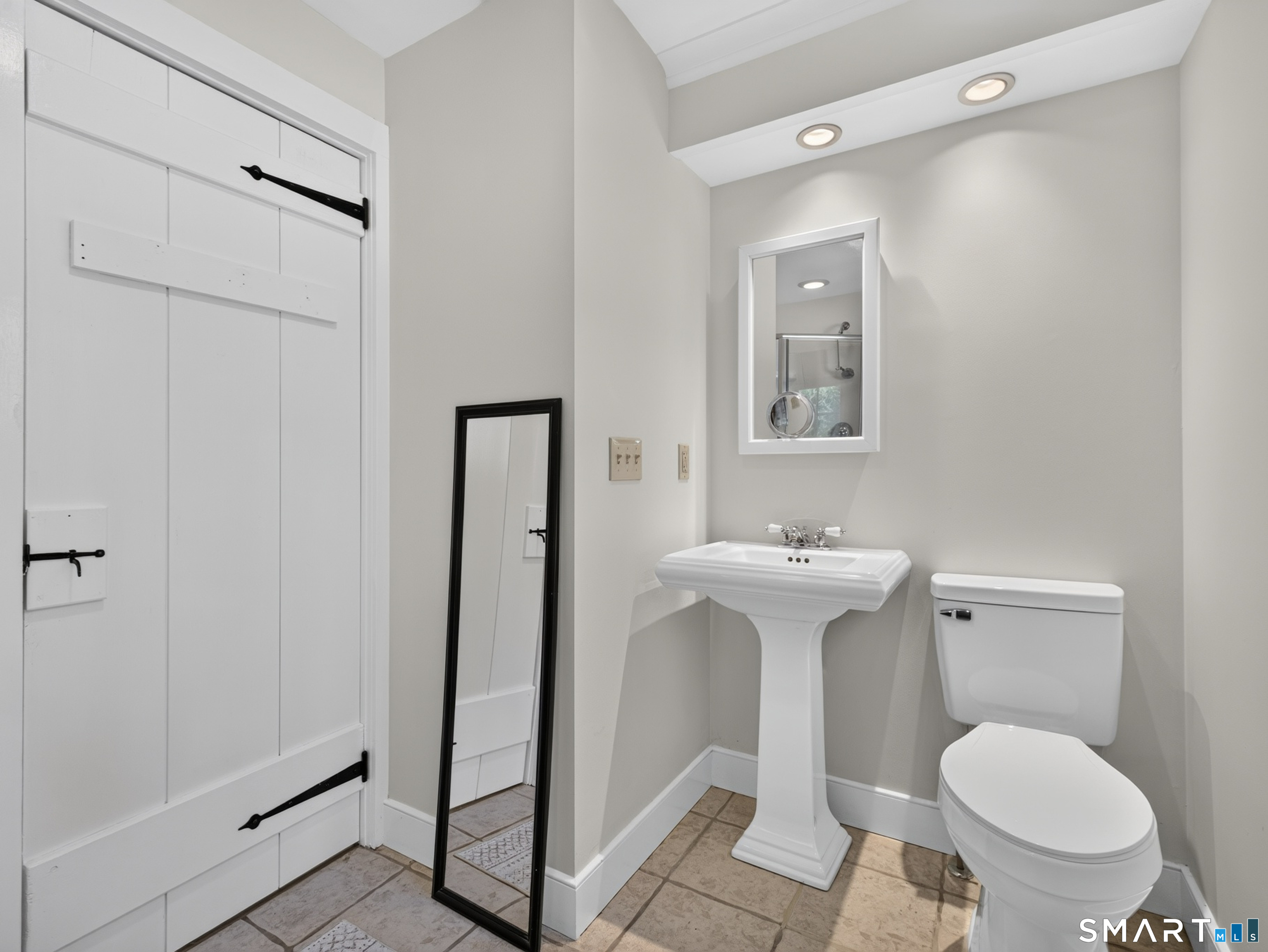 79 Chestnut Hill Road photo 28