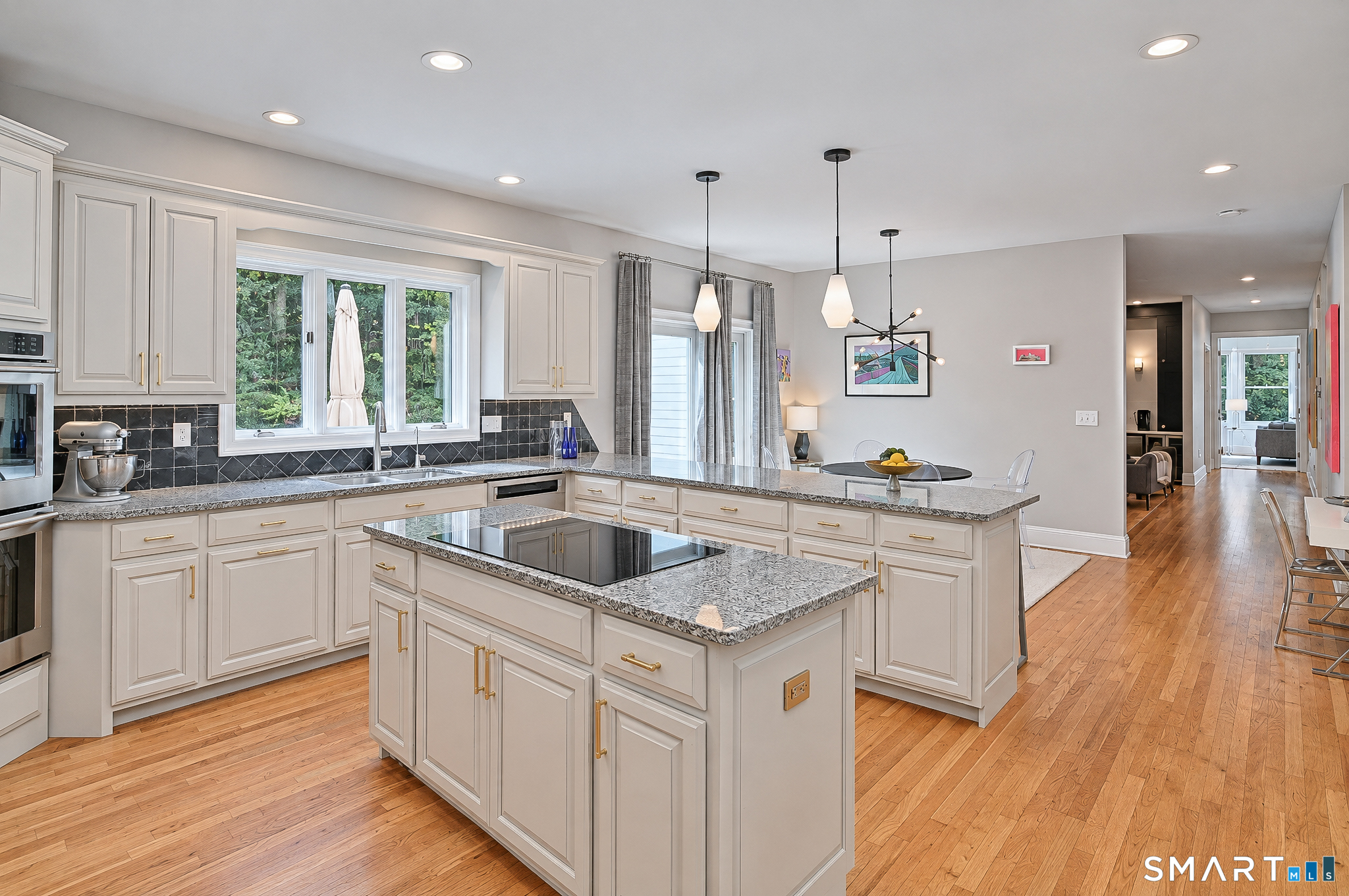17 Equestrian Ridge photo 12