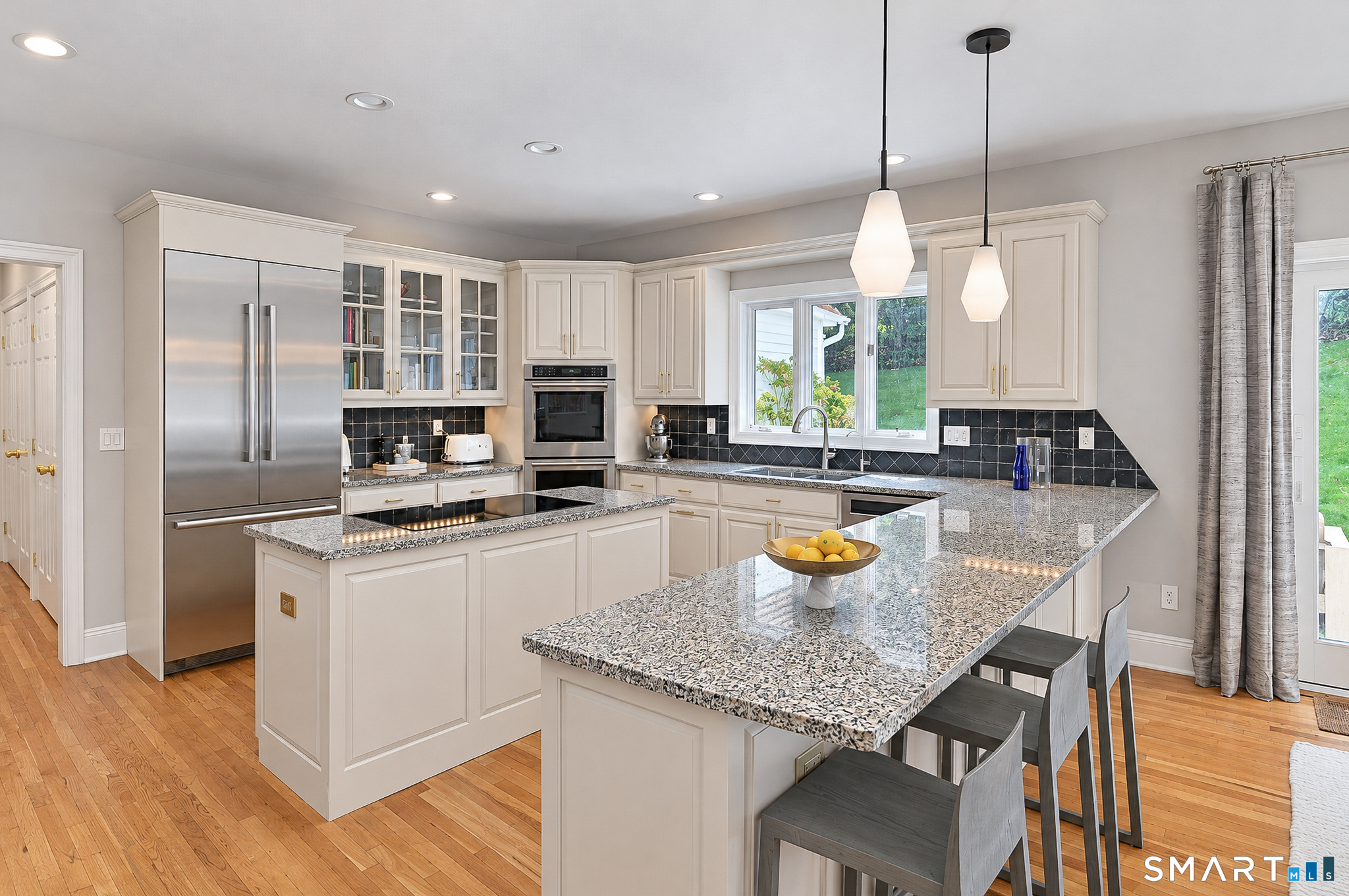 17 Equestrian Ridge photo 13
