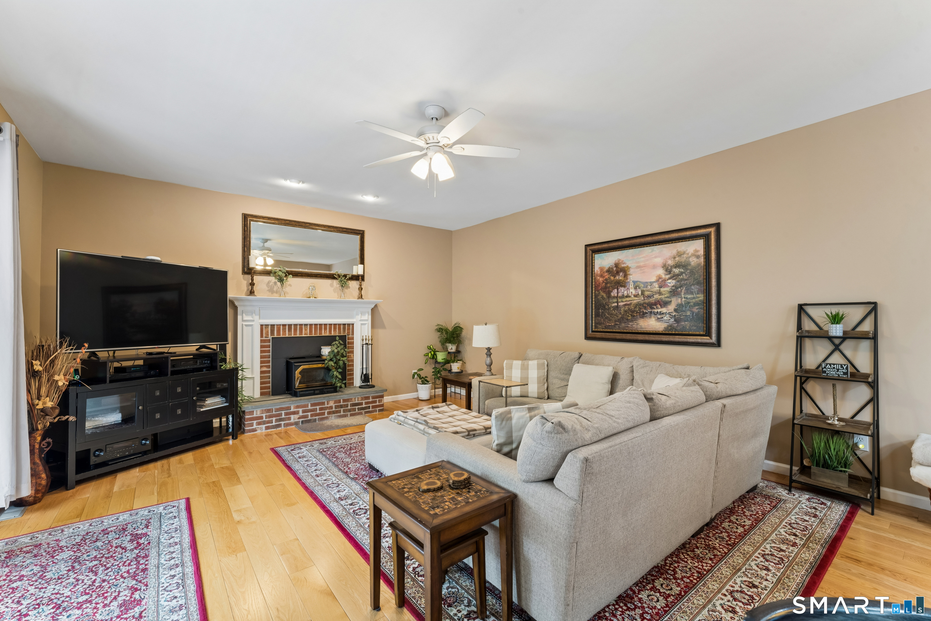 128 West King Street photo 14