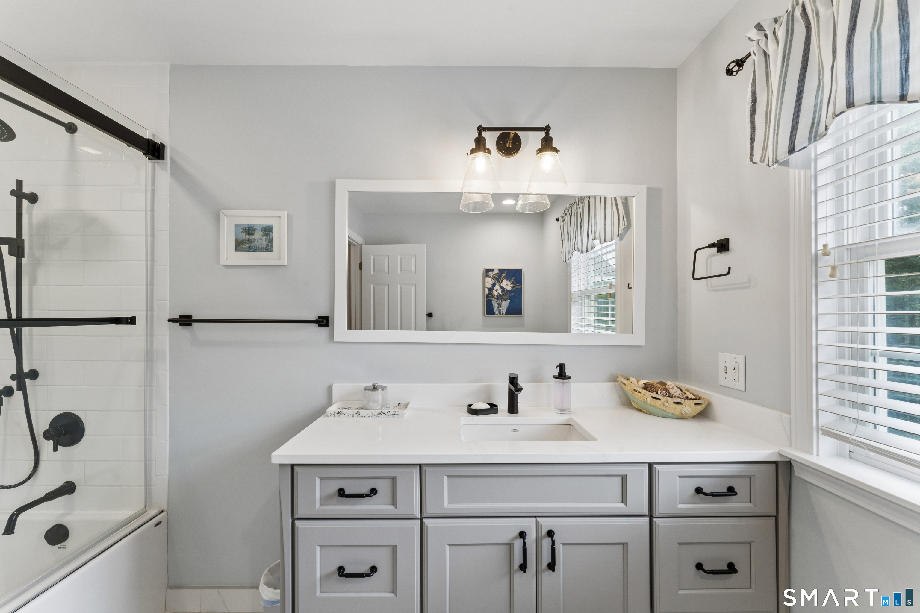 128 West King Street photo 27