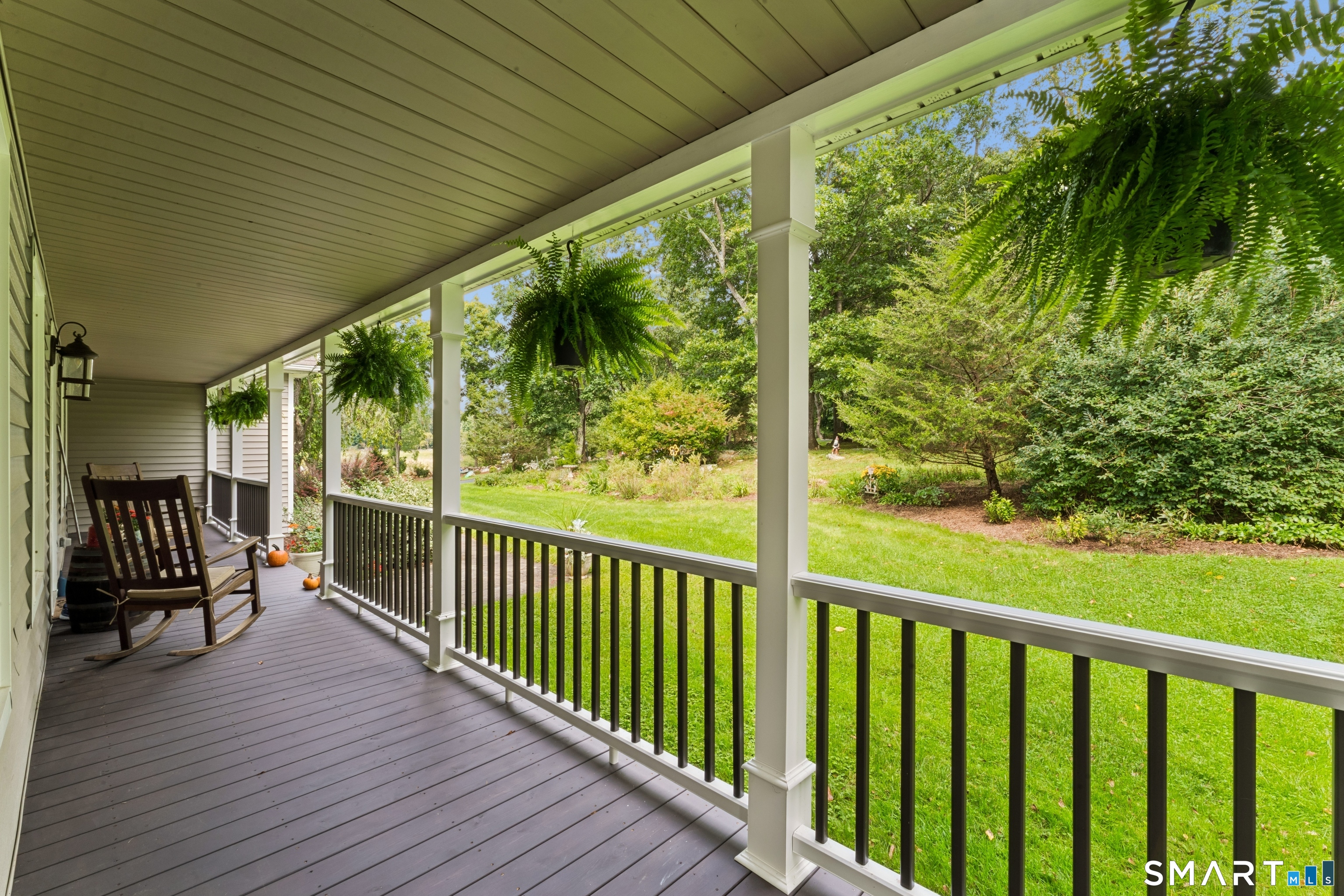 128 West King Street photo 38