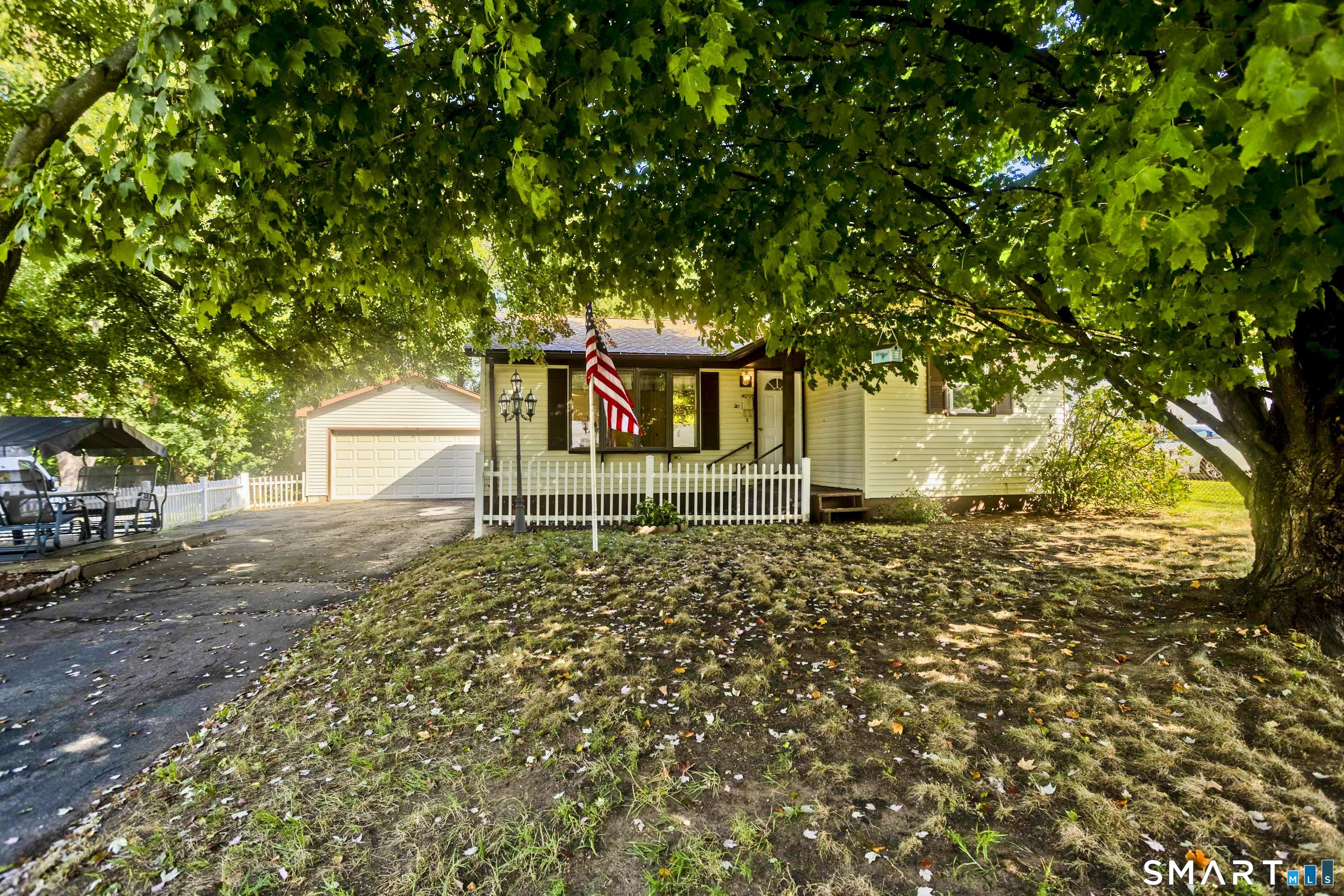 20 Laurie Drive photo 40