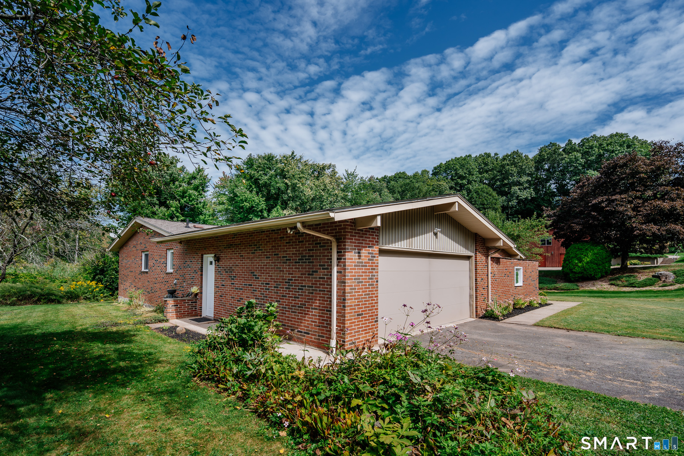 25 Wild Oak Drive photo 15