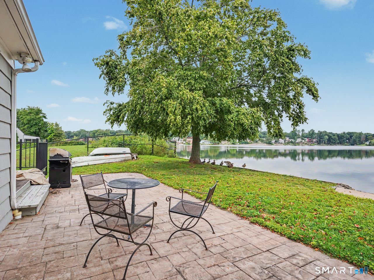 100 Lakeshore Terrace photo 10