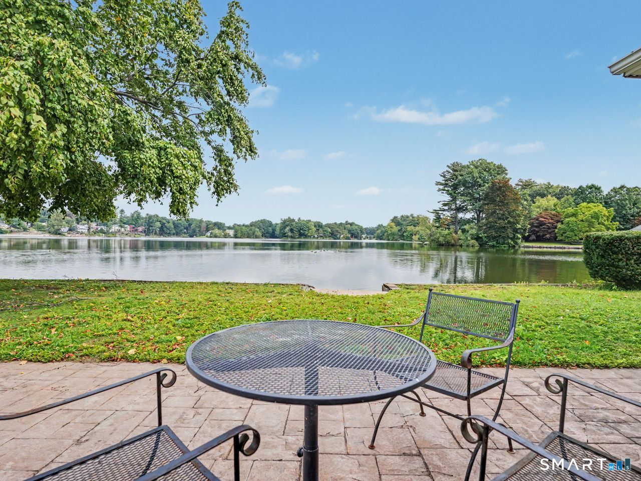 100 Lakeshore Terrace photo 11