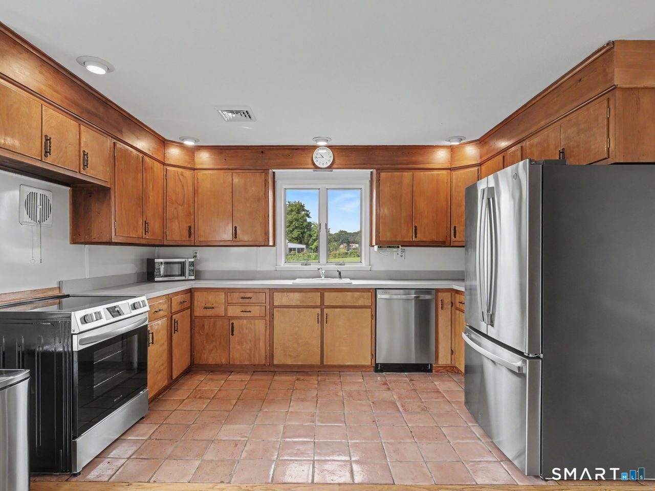 100 Lakeshore Terrace photo 26