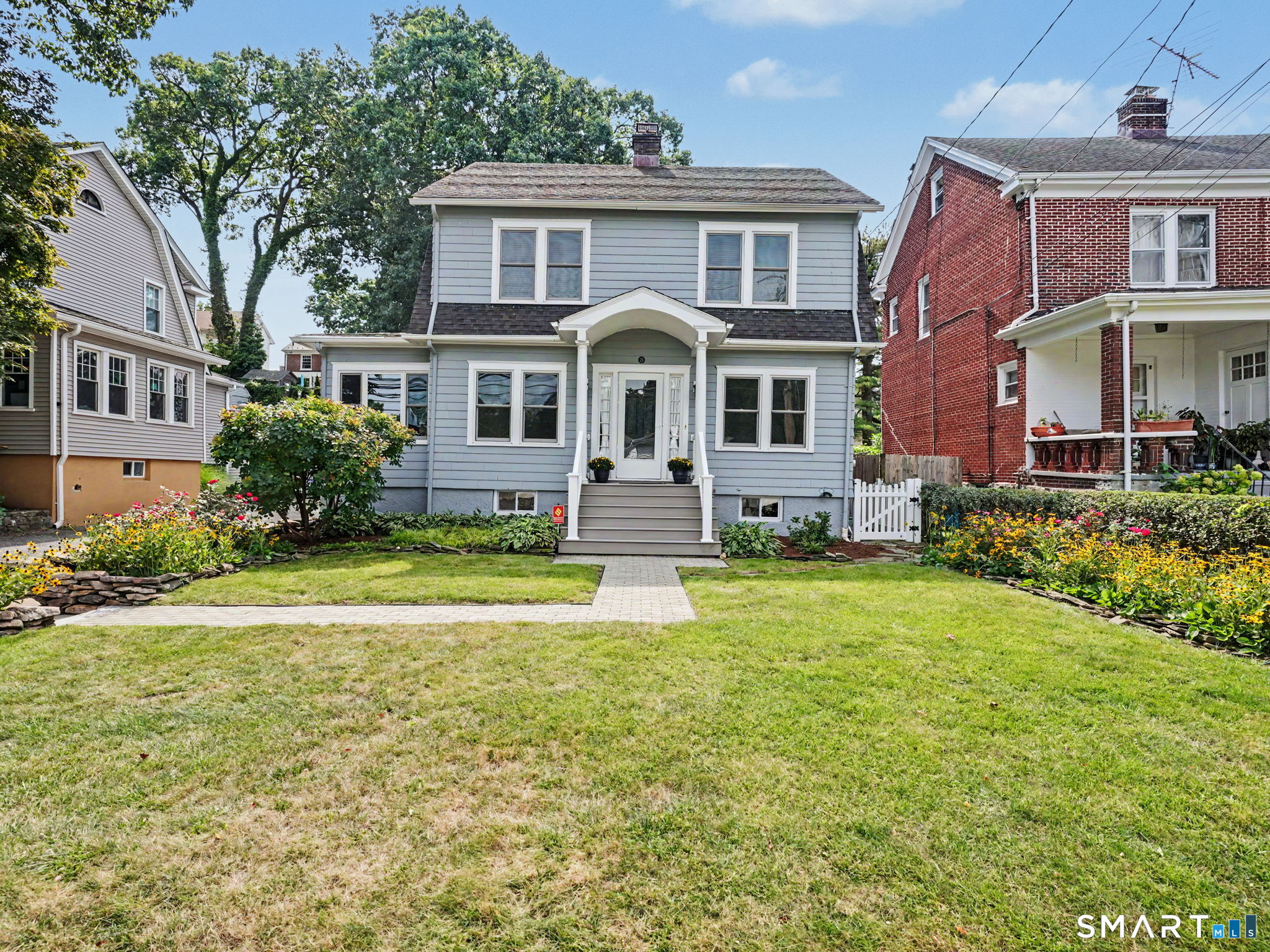 25 Hillandale Avenue