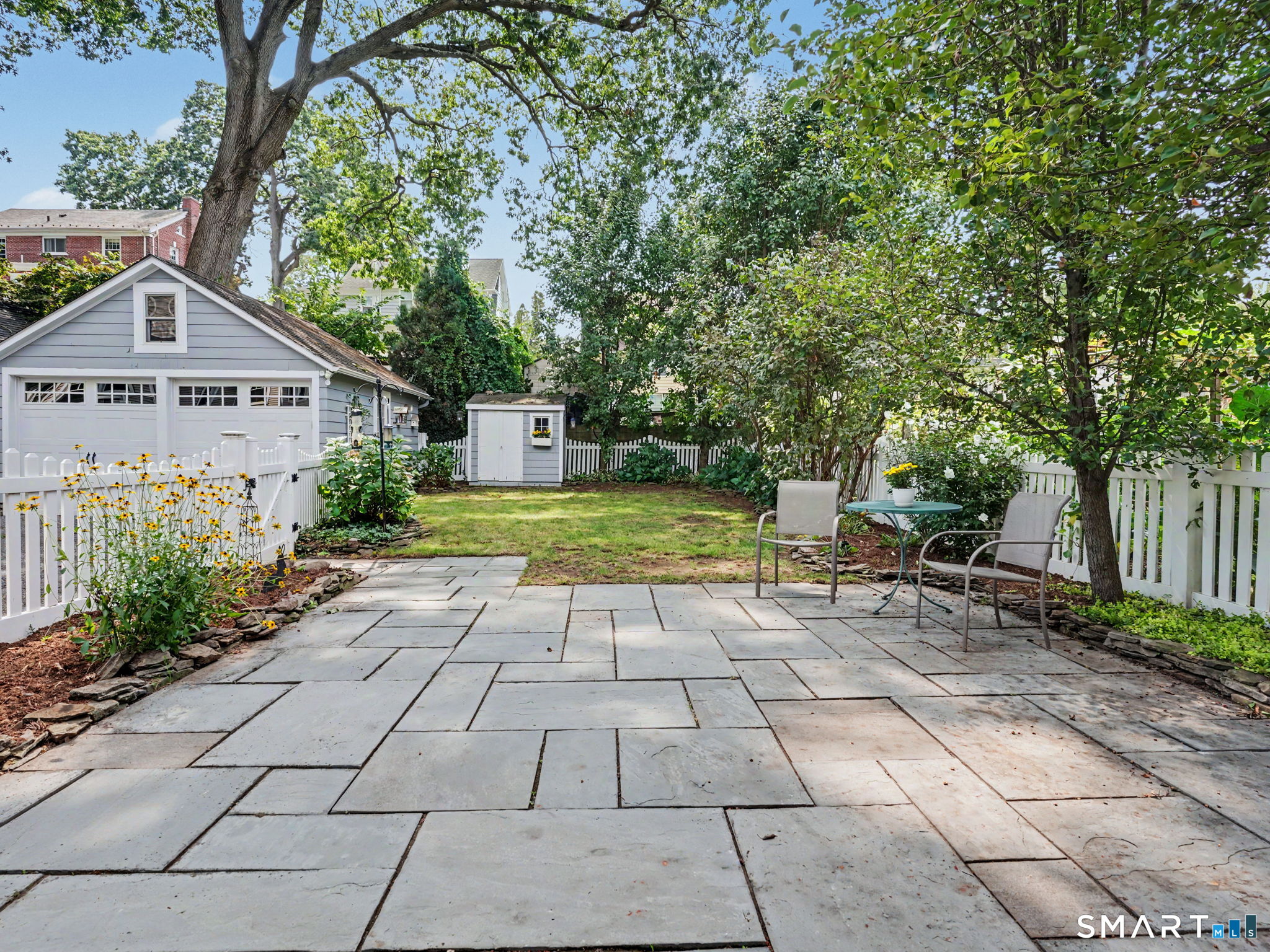 25 Hillandale Avenue photo 34