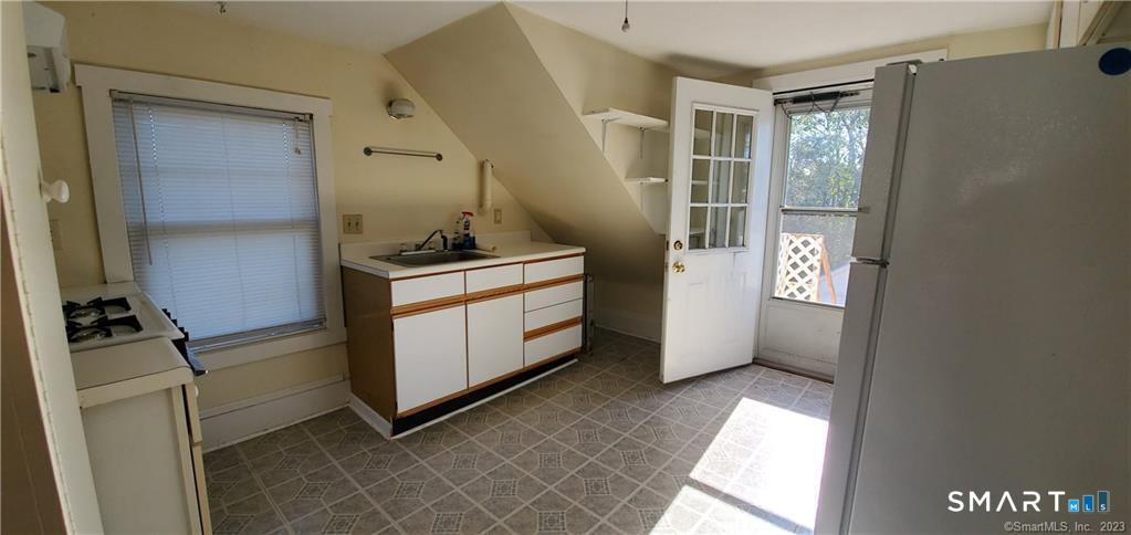 90 Thames Street Unit #3 photo 9