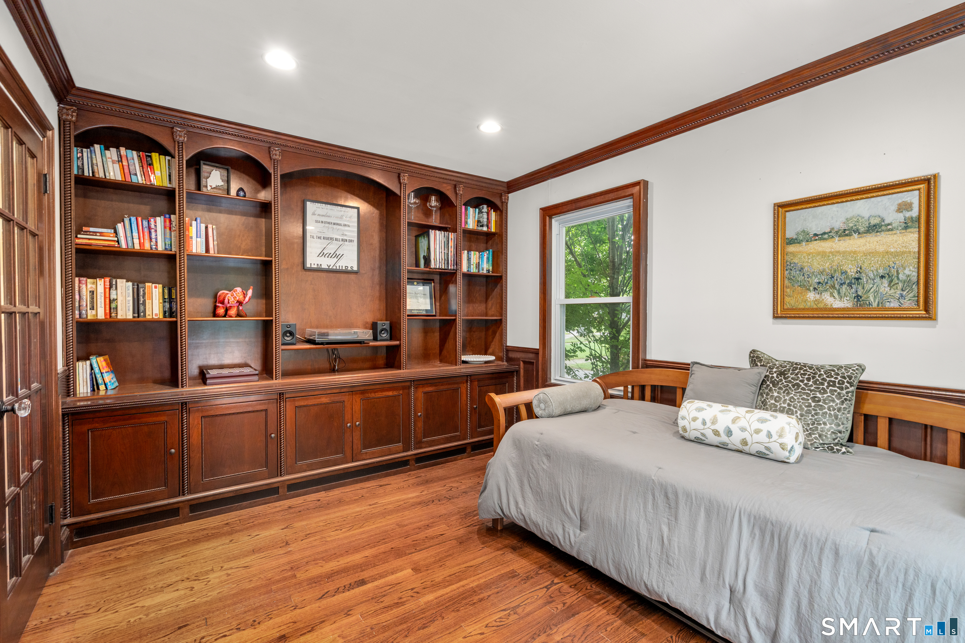 58 Hartland Street photo 16