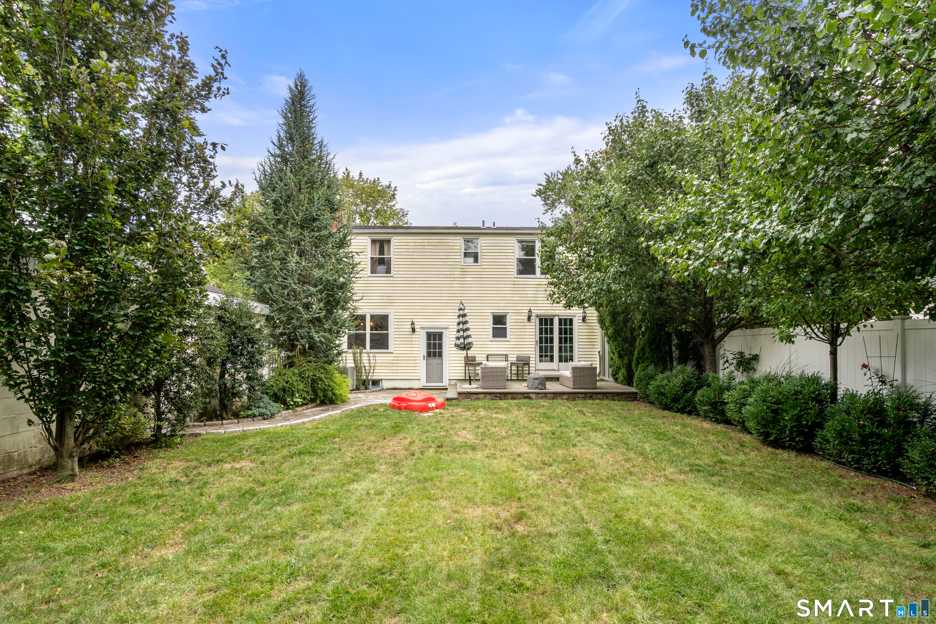 58 Hartland Street photo 25