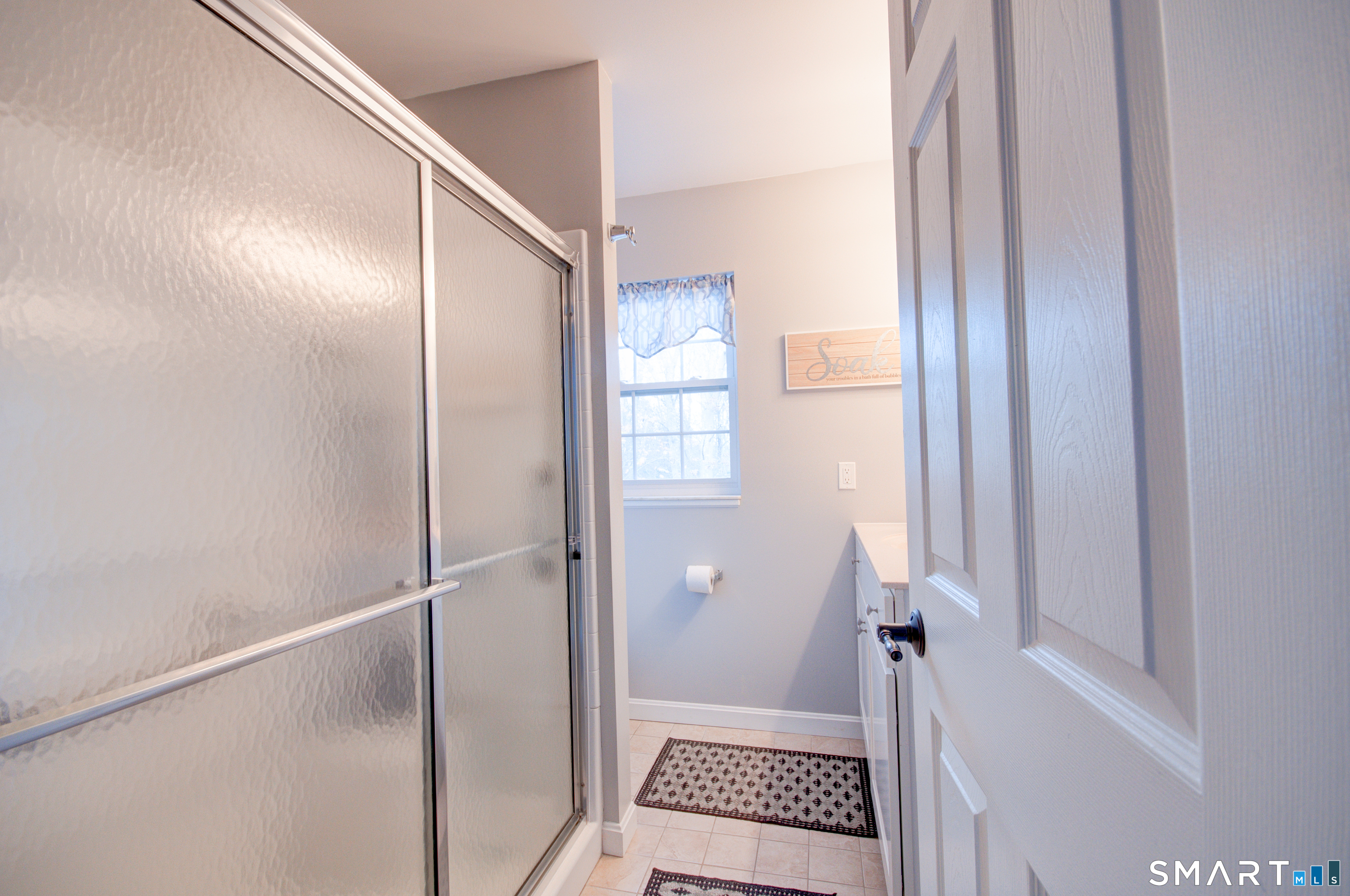 33 Chapman Lane Unit #B photo 5