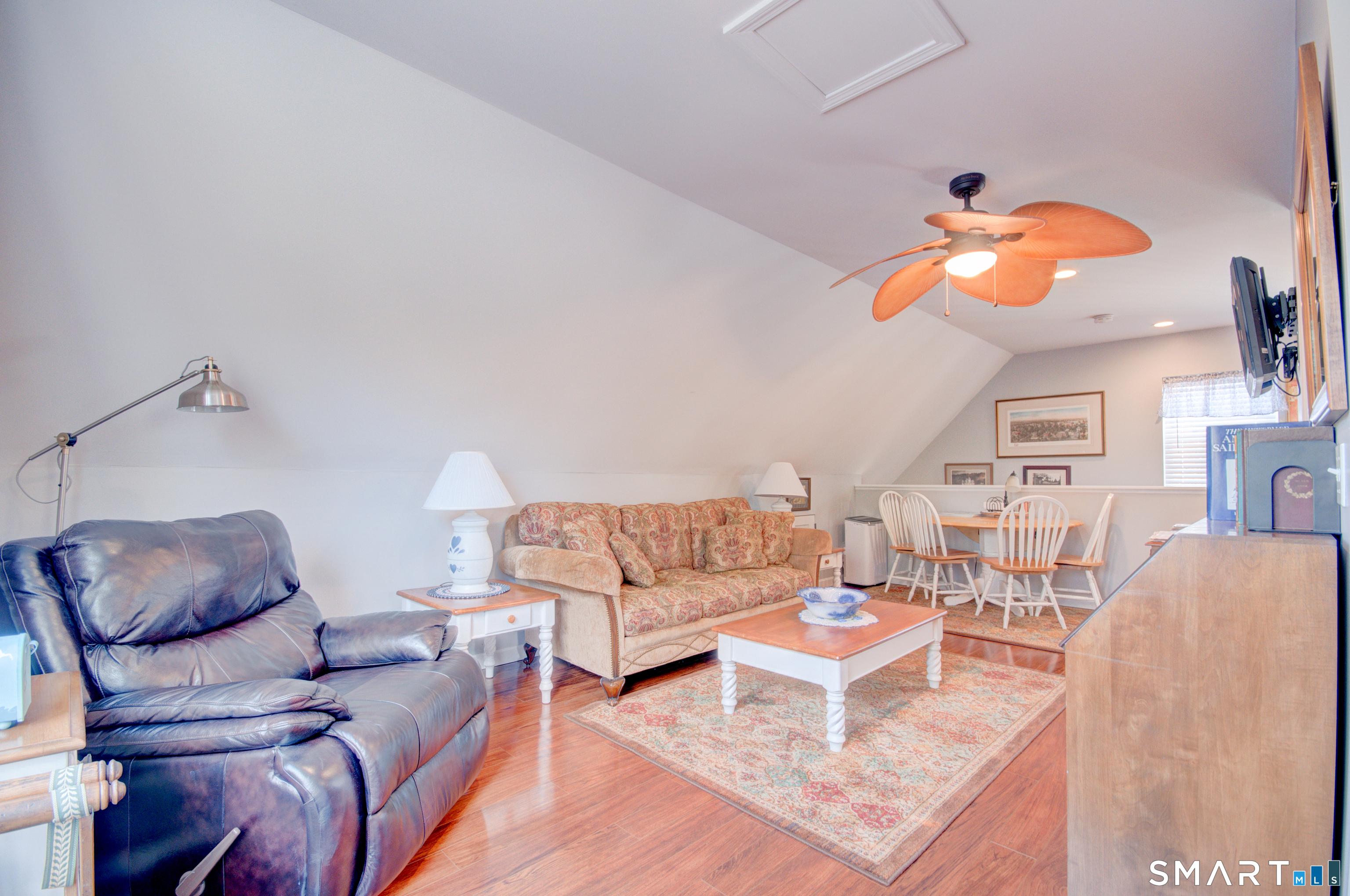 33 Chapman Lane Unit #B photo 8