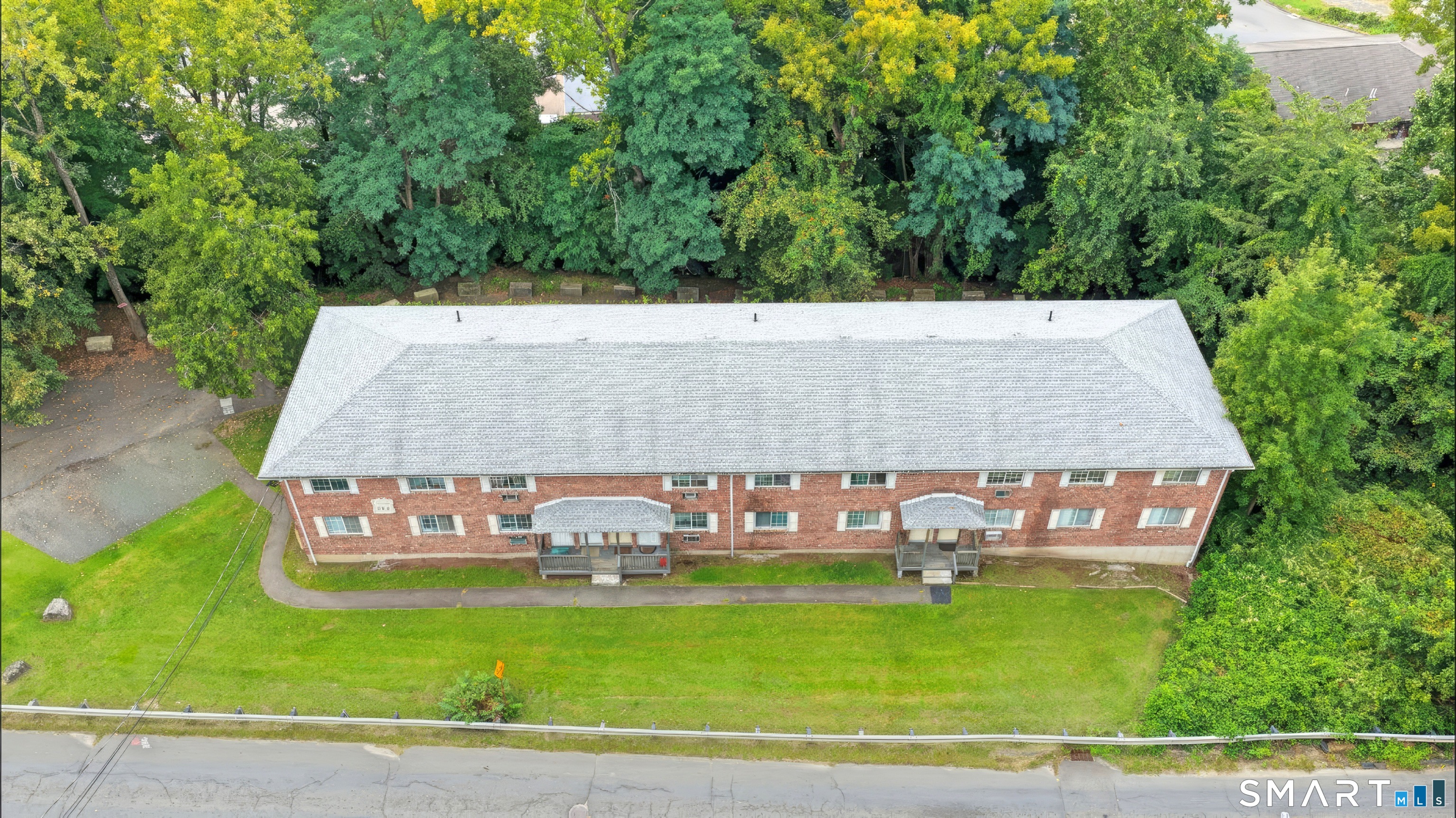 379 Perkins Avenue photo 2