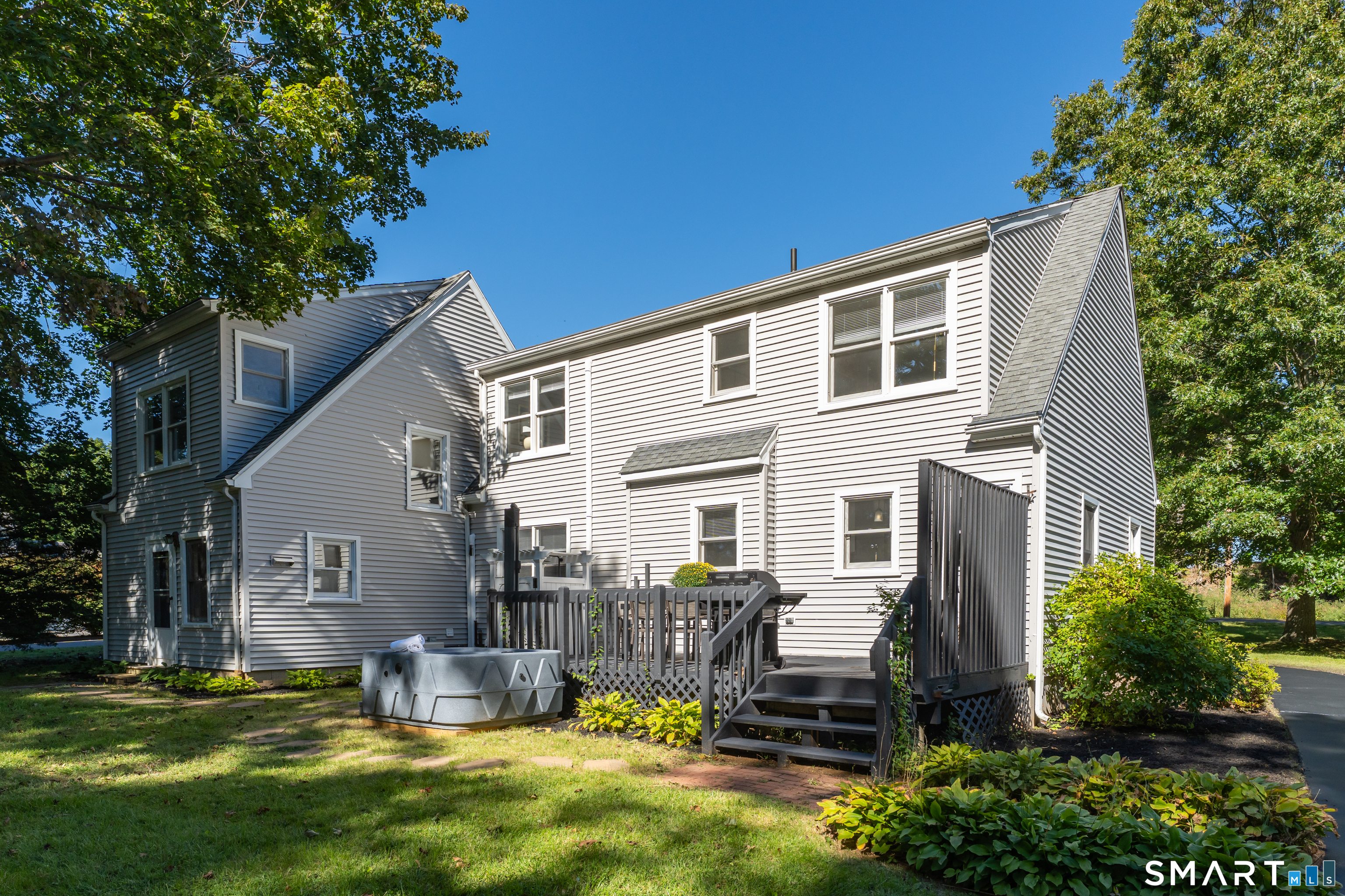 343 Horse Pond Road photo 37