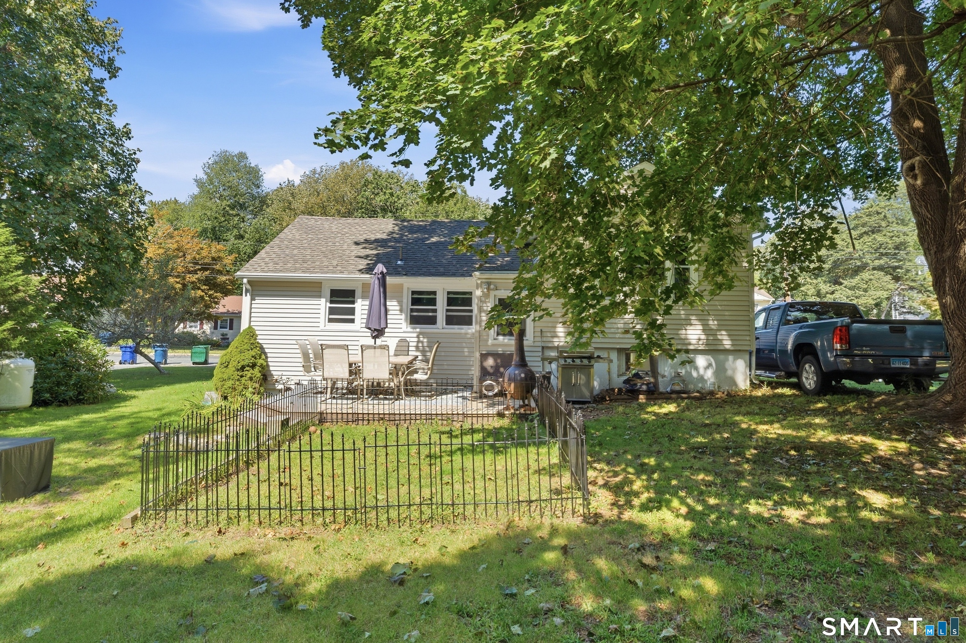 17 Seventh Avenue photo 30