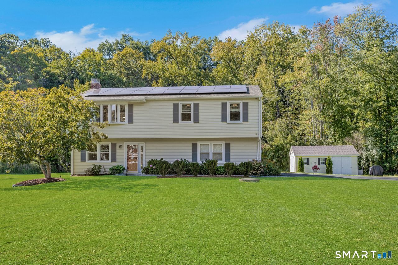 40 Greenridge Drive