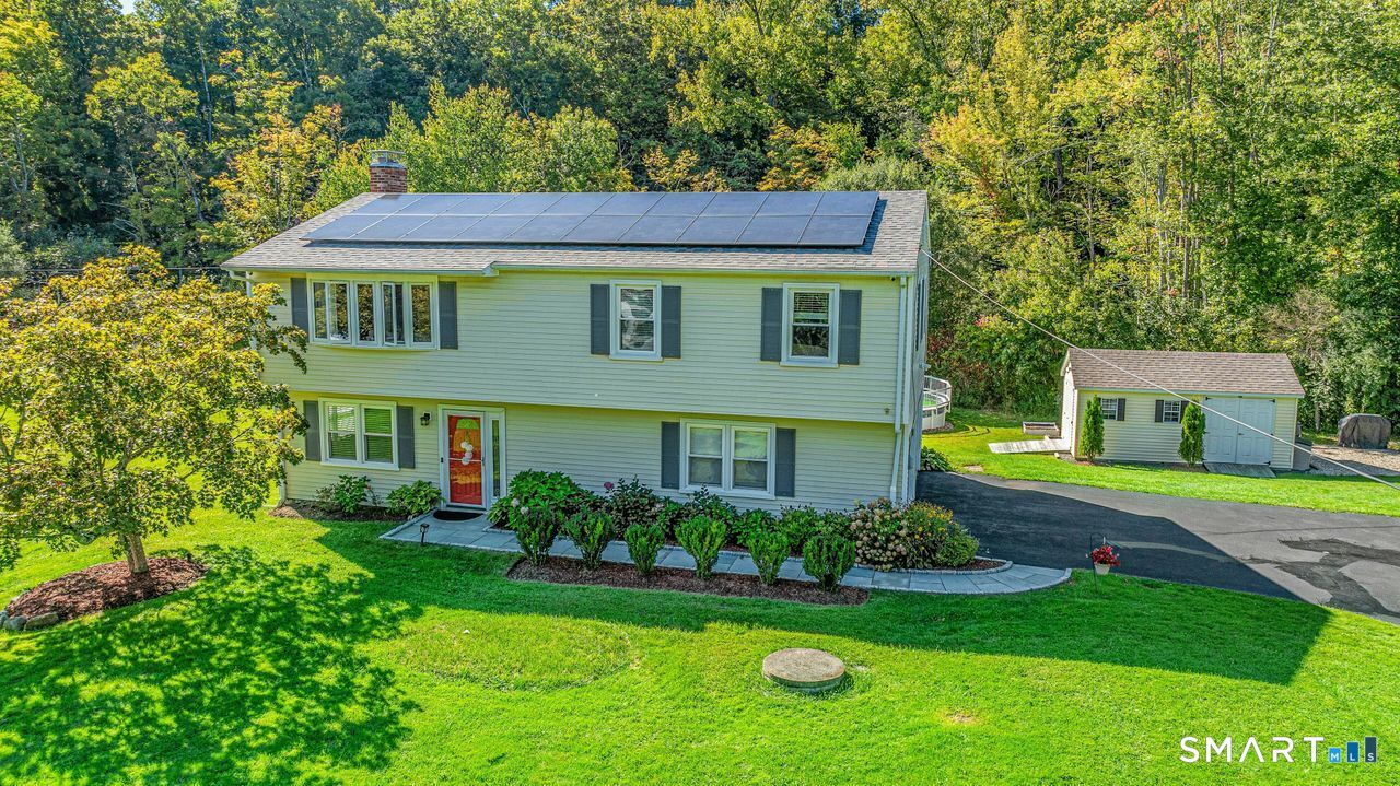 40 Greenridge Drive photo 26
