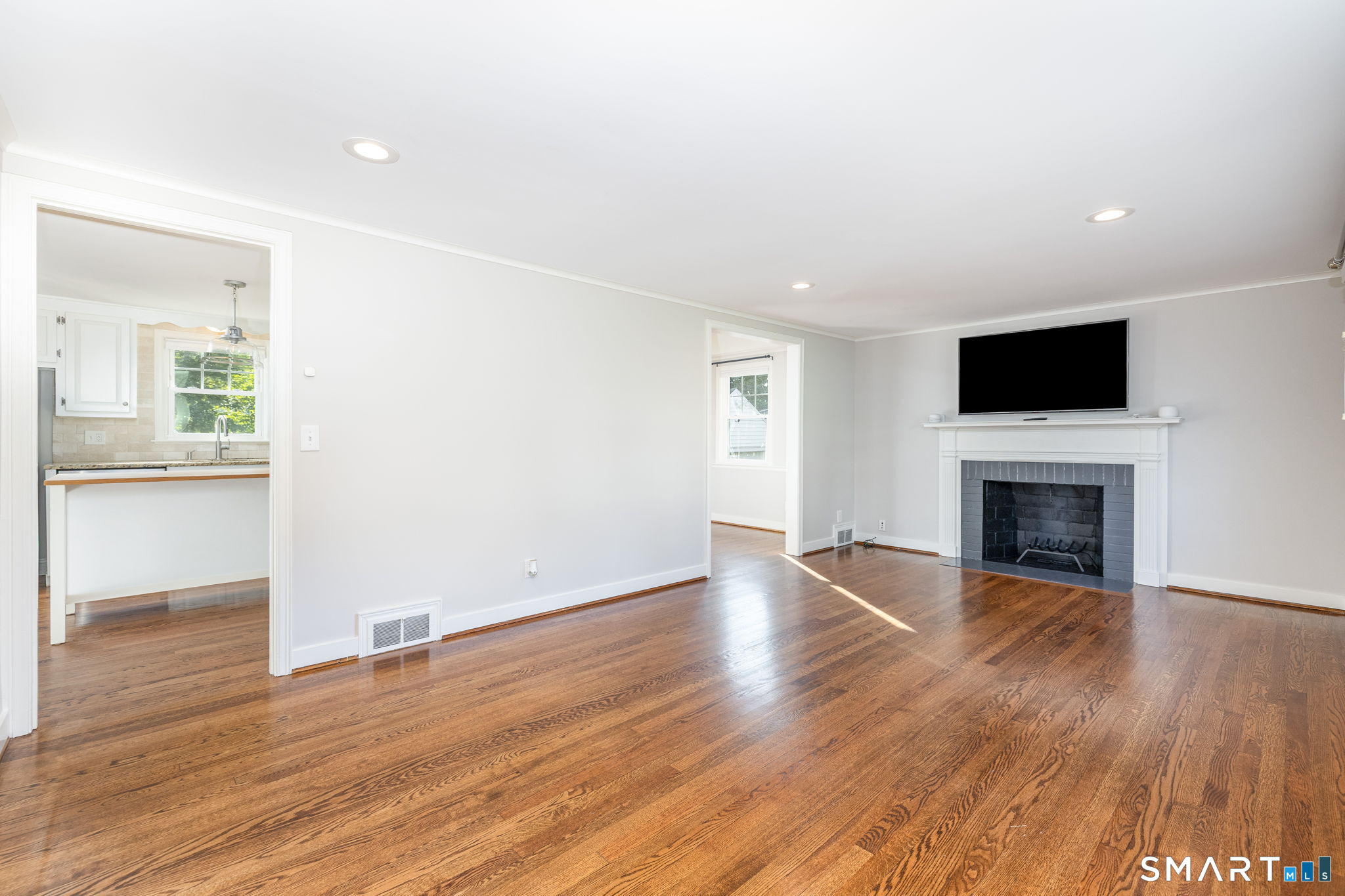170 Brunswick Avenue photo 7