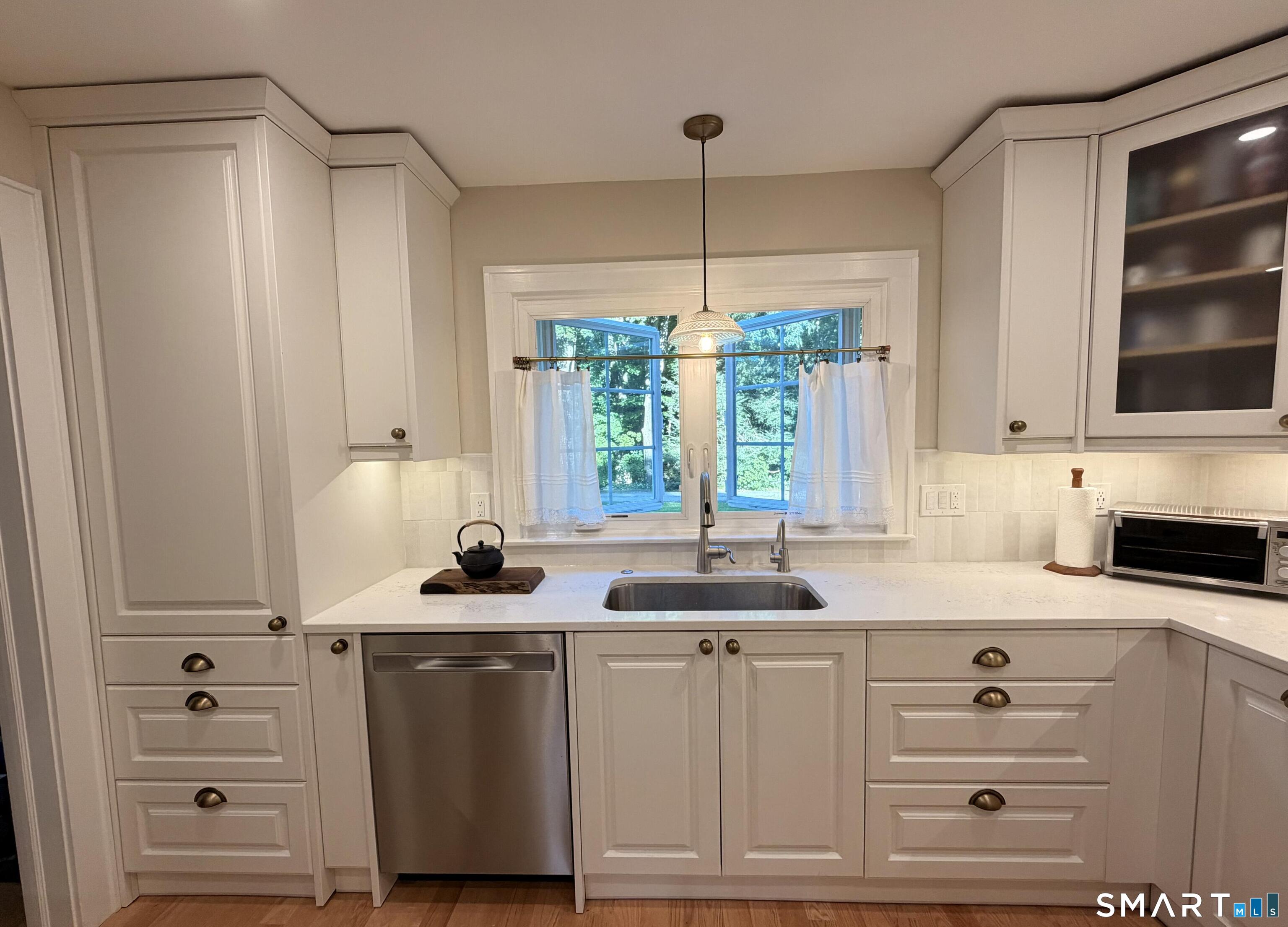 106 Sherwood Road photo 15
