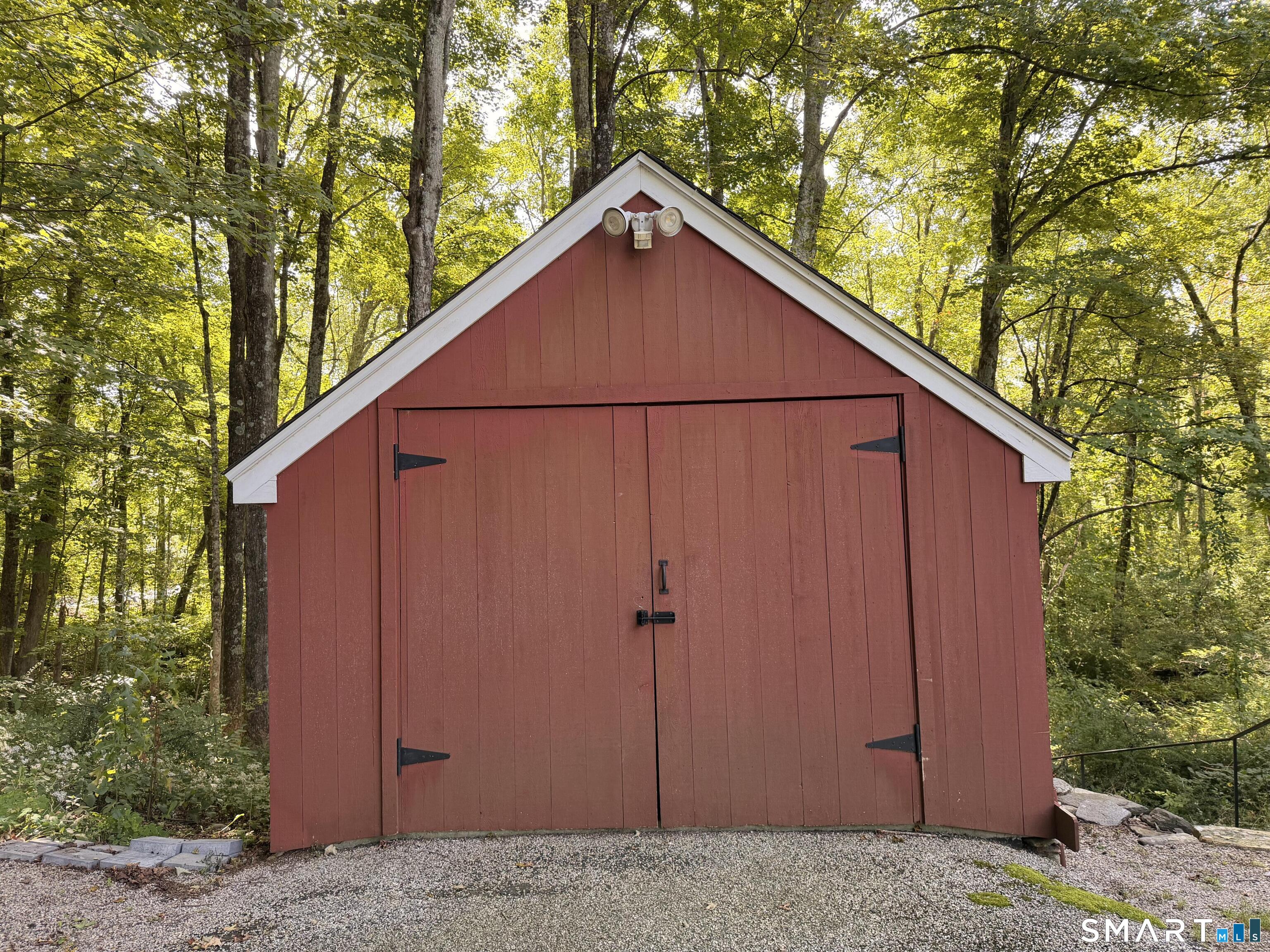 106 Sherwood Road photo 27