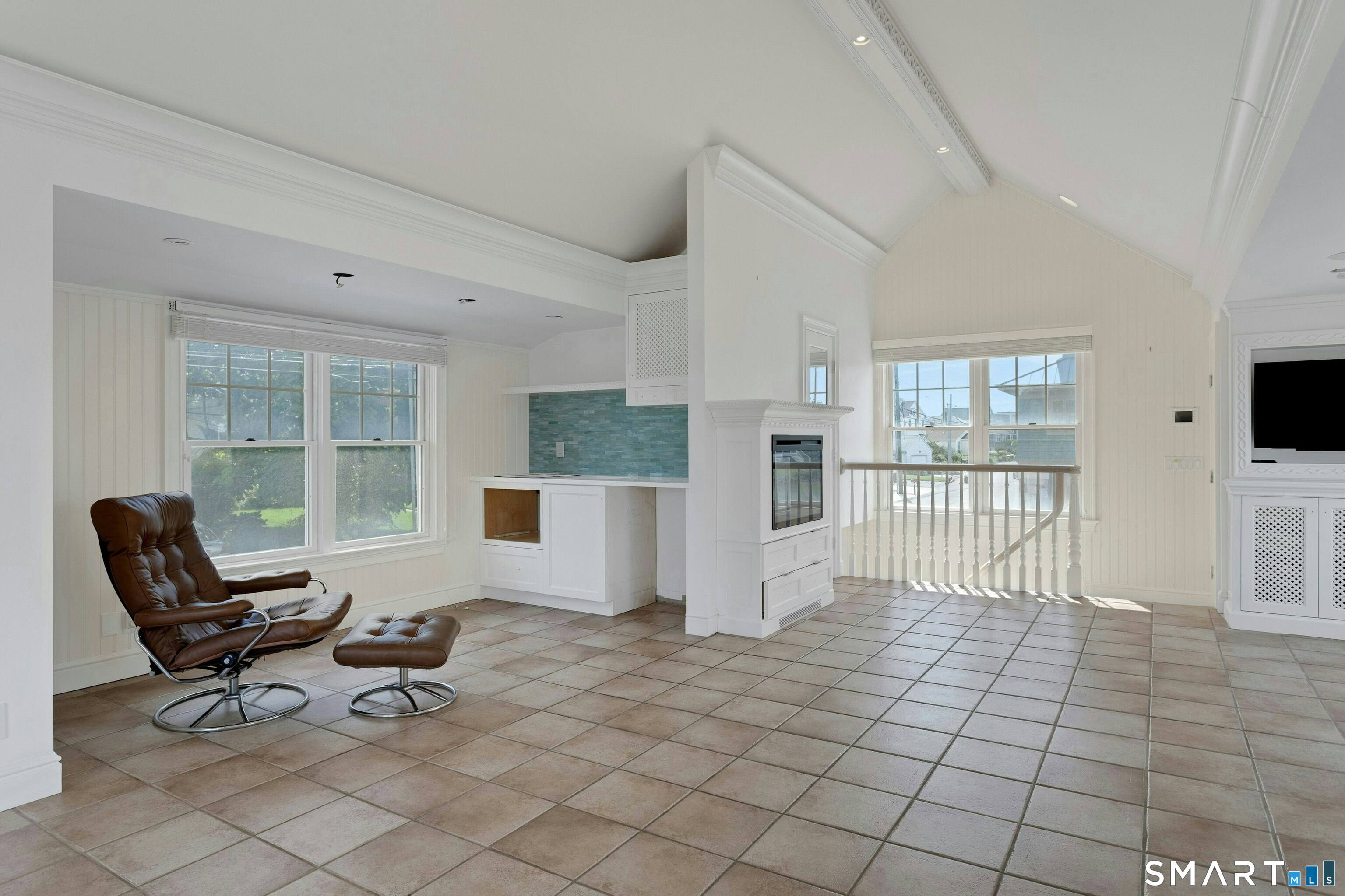 1845 & 1859 Fairfield Beach Road photo 29