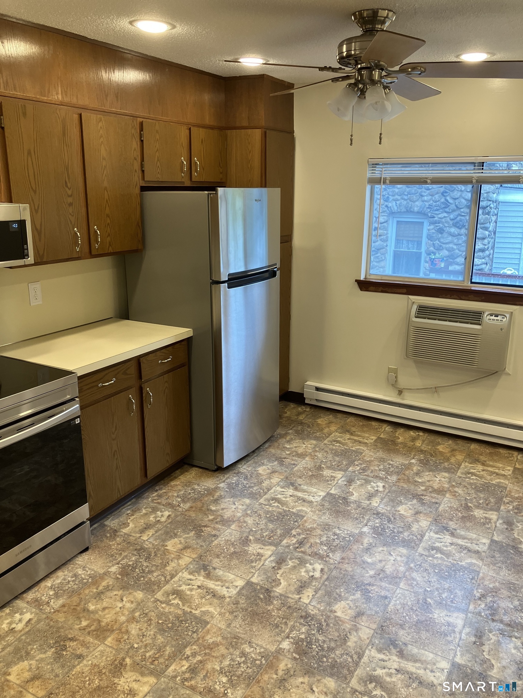 671-3 Wilson Street photo 2