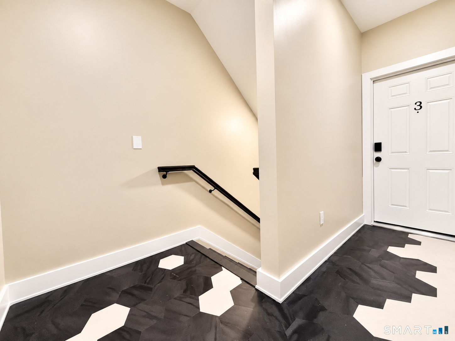 77 Ely Avenue Unit #2 photo 25