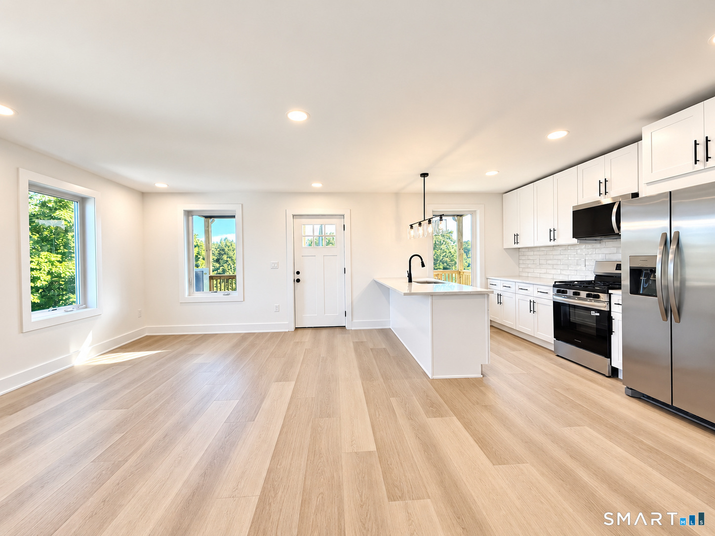 77 Ely Avenue Unit #2 photo 2