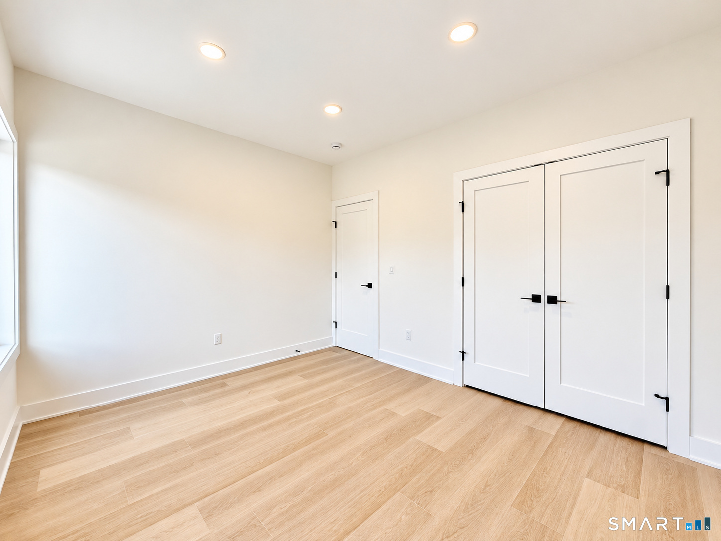 77 Ely Avenue Unit #2 photo 9