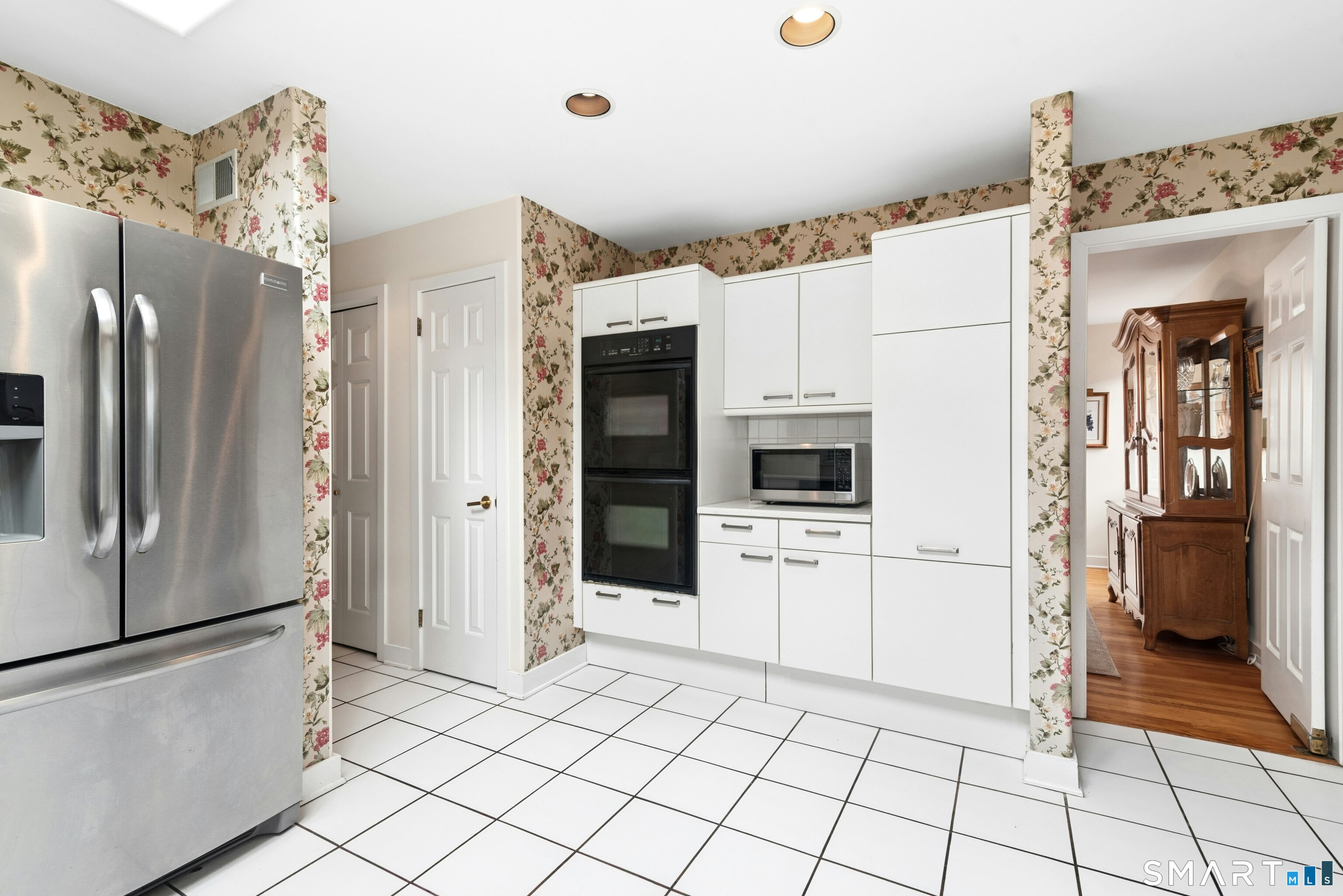 230 New Canaan Avenue Unit #23 photo 10