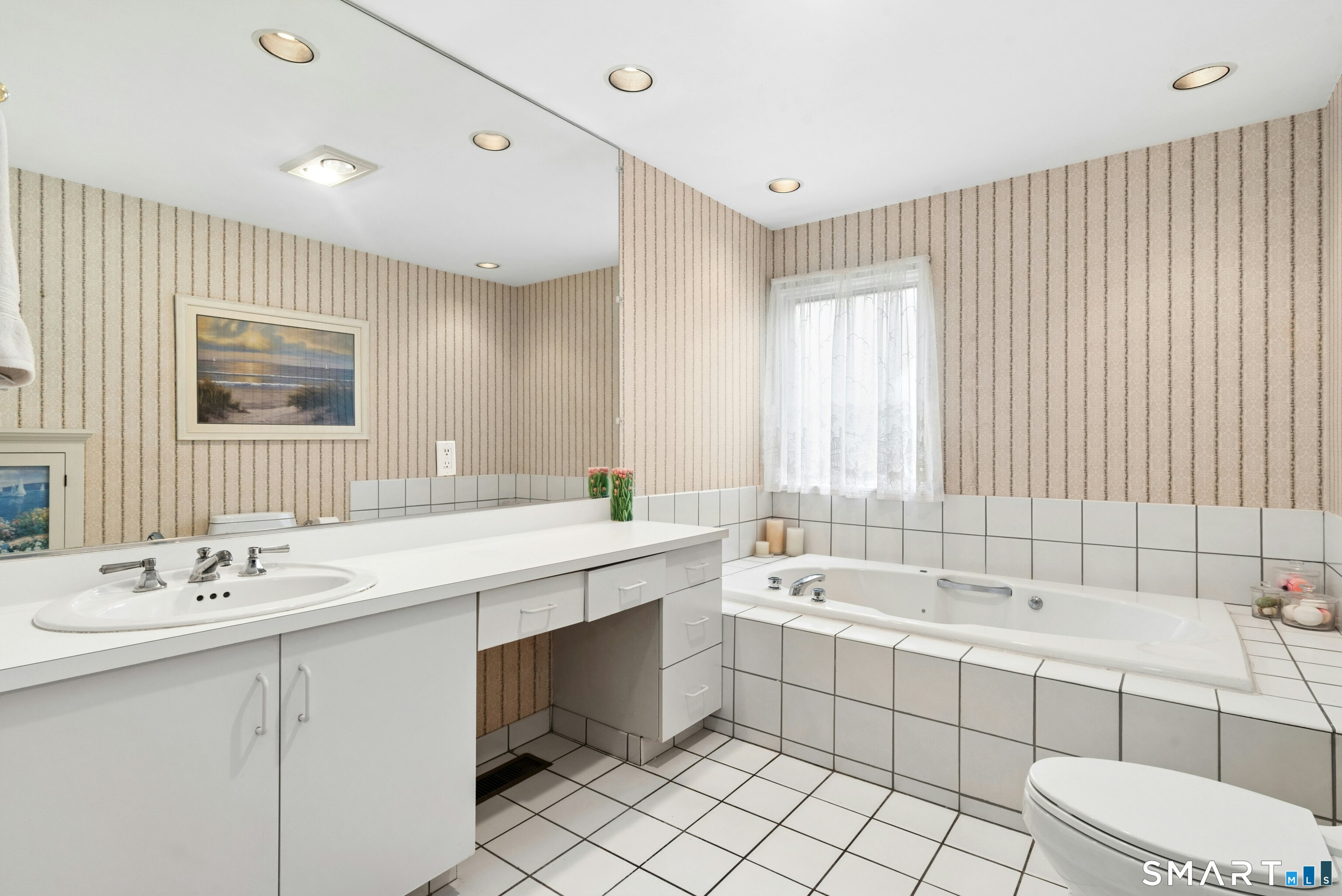 230 New Canaan Avenue Unit #23 photo 13
