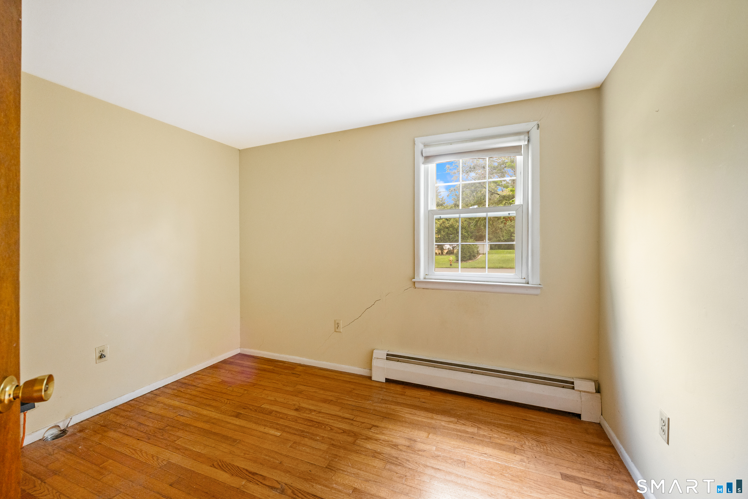 233 Forest Lane photo 12