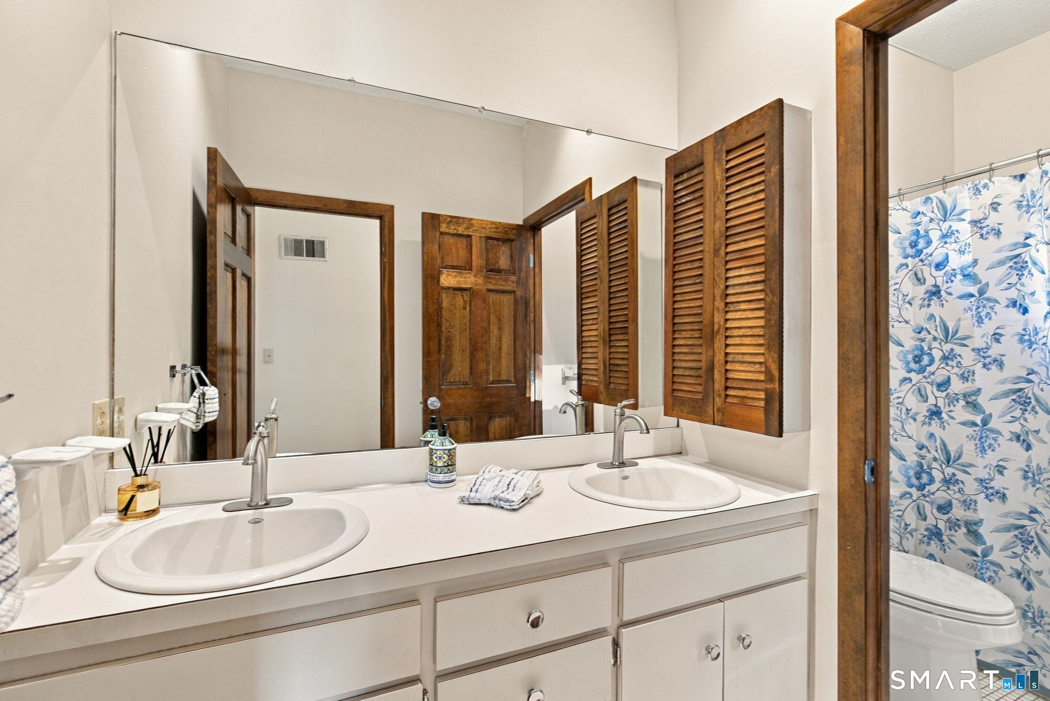 62 Wyneding Hill Road photo 23