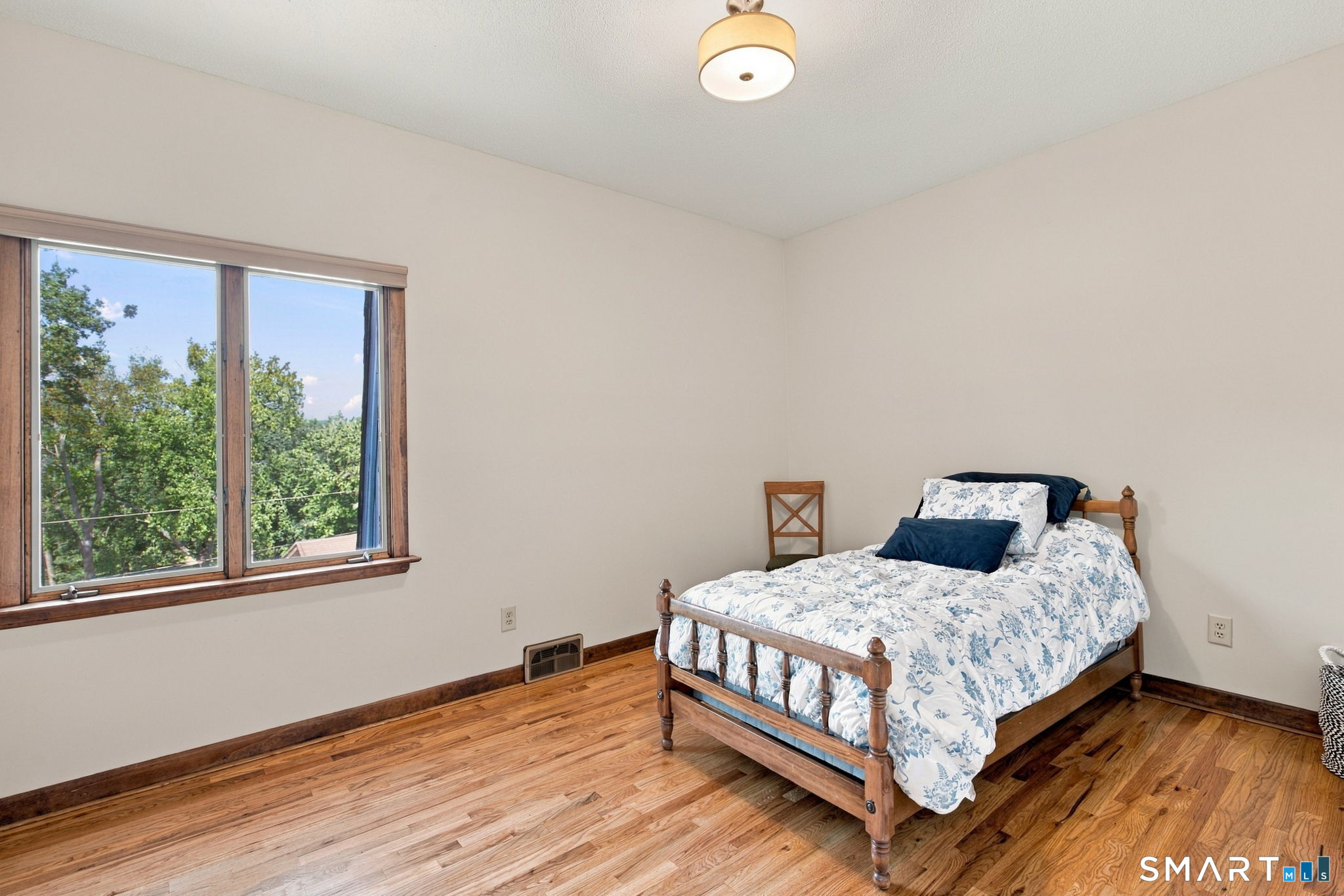 62 Wyneding Hill Road photo 29
