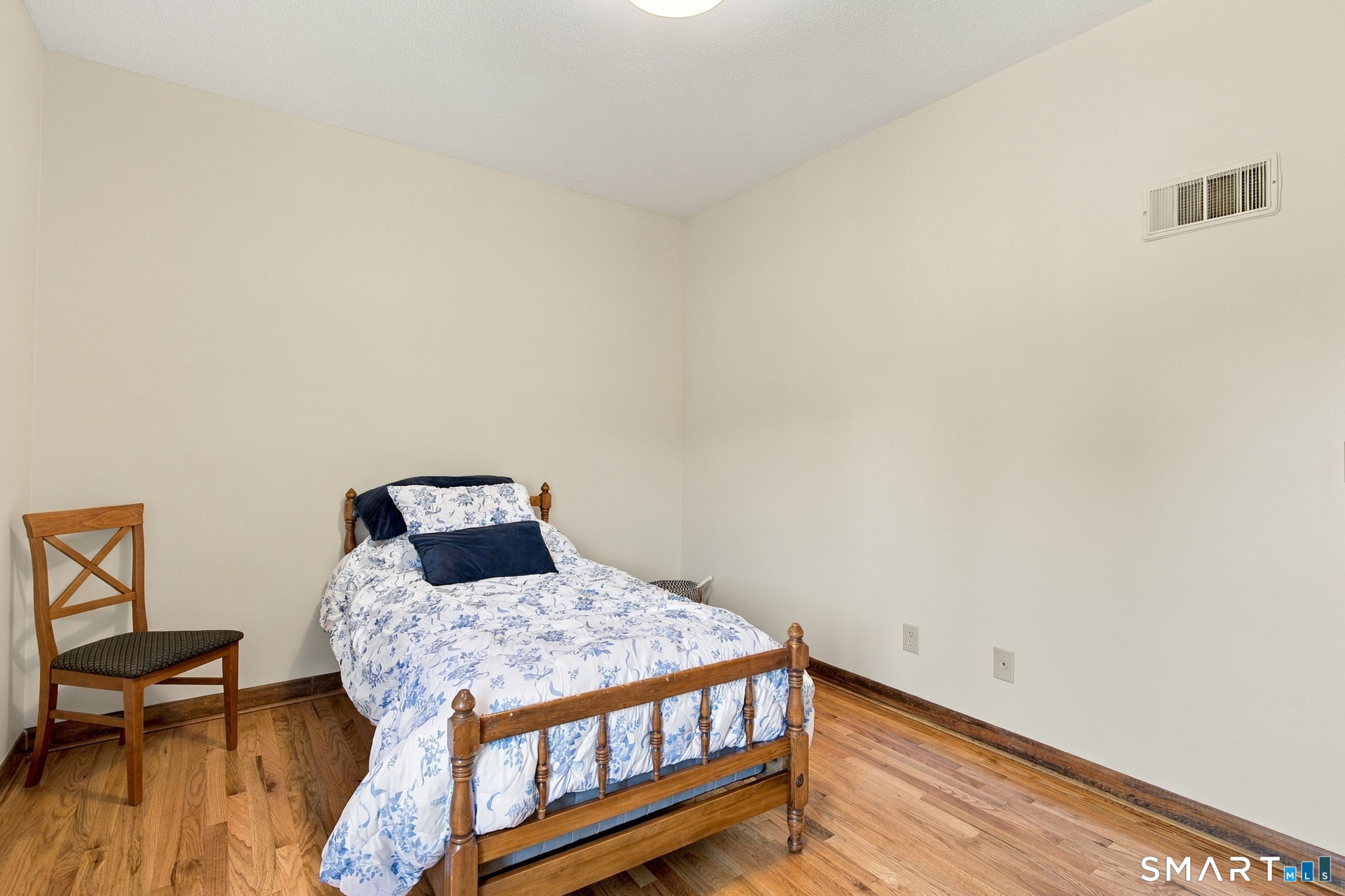 62 Wyneding Hill Road photo 30
