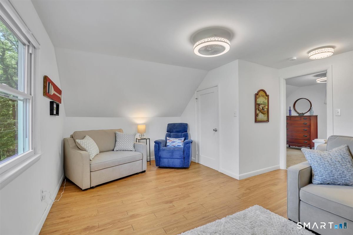 47 Beech Tree Avenue photo 16